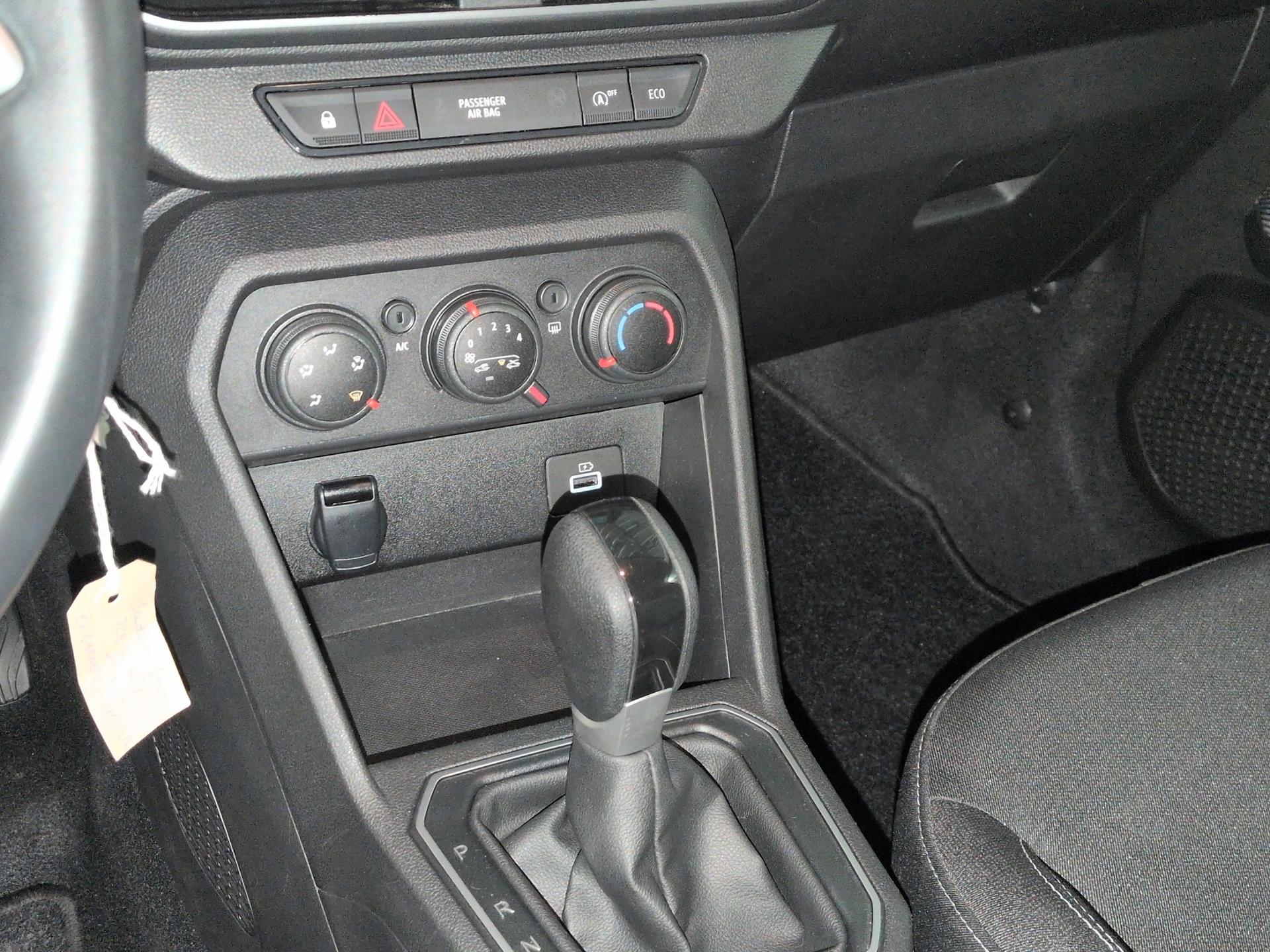 DACIA Sandero TCe 90 Expression CVT-image-11