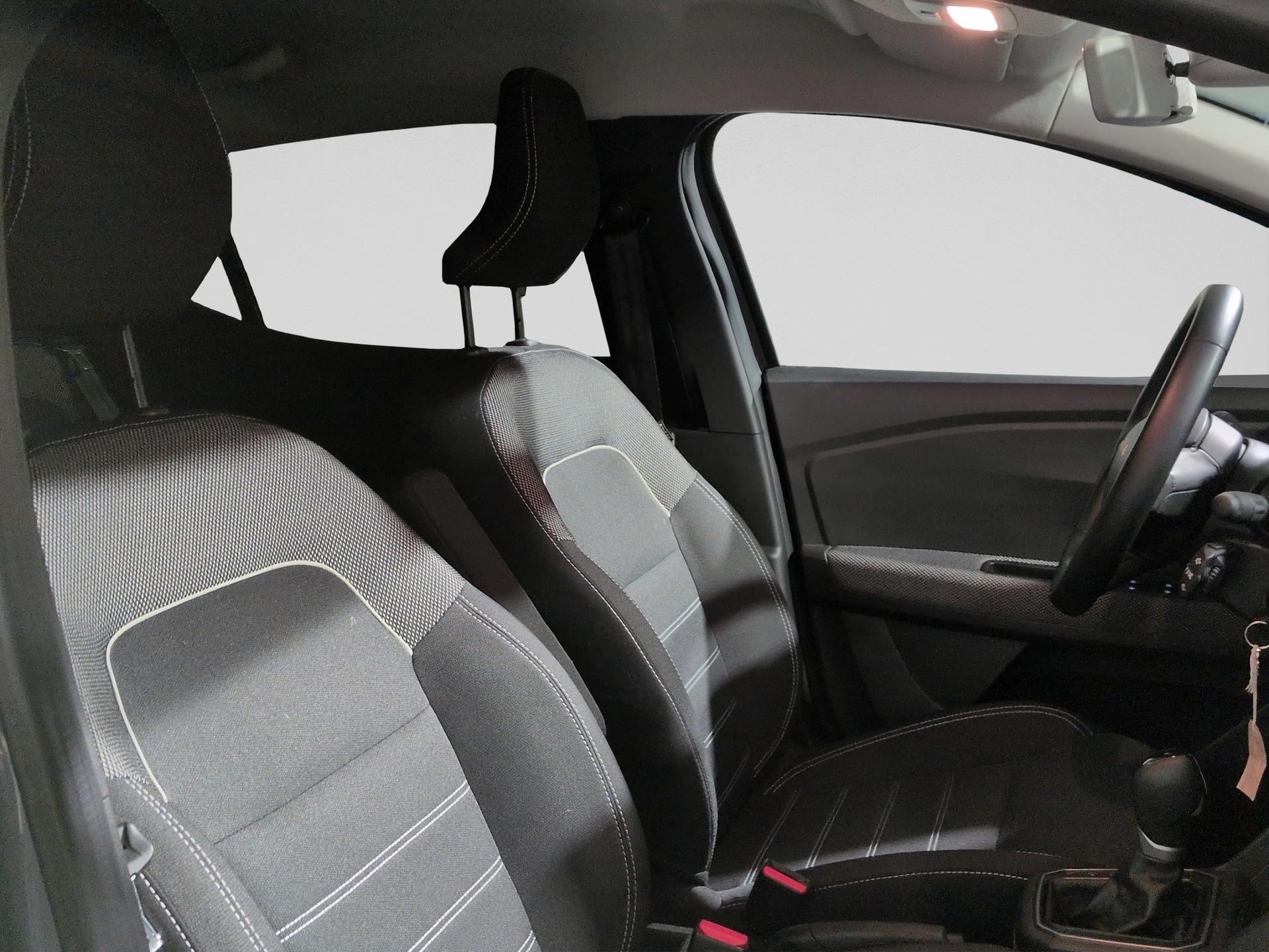 DACIA Sandero TCe 90 Expression CVT-image-16