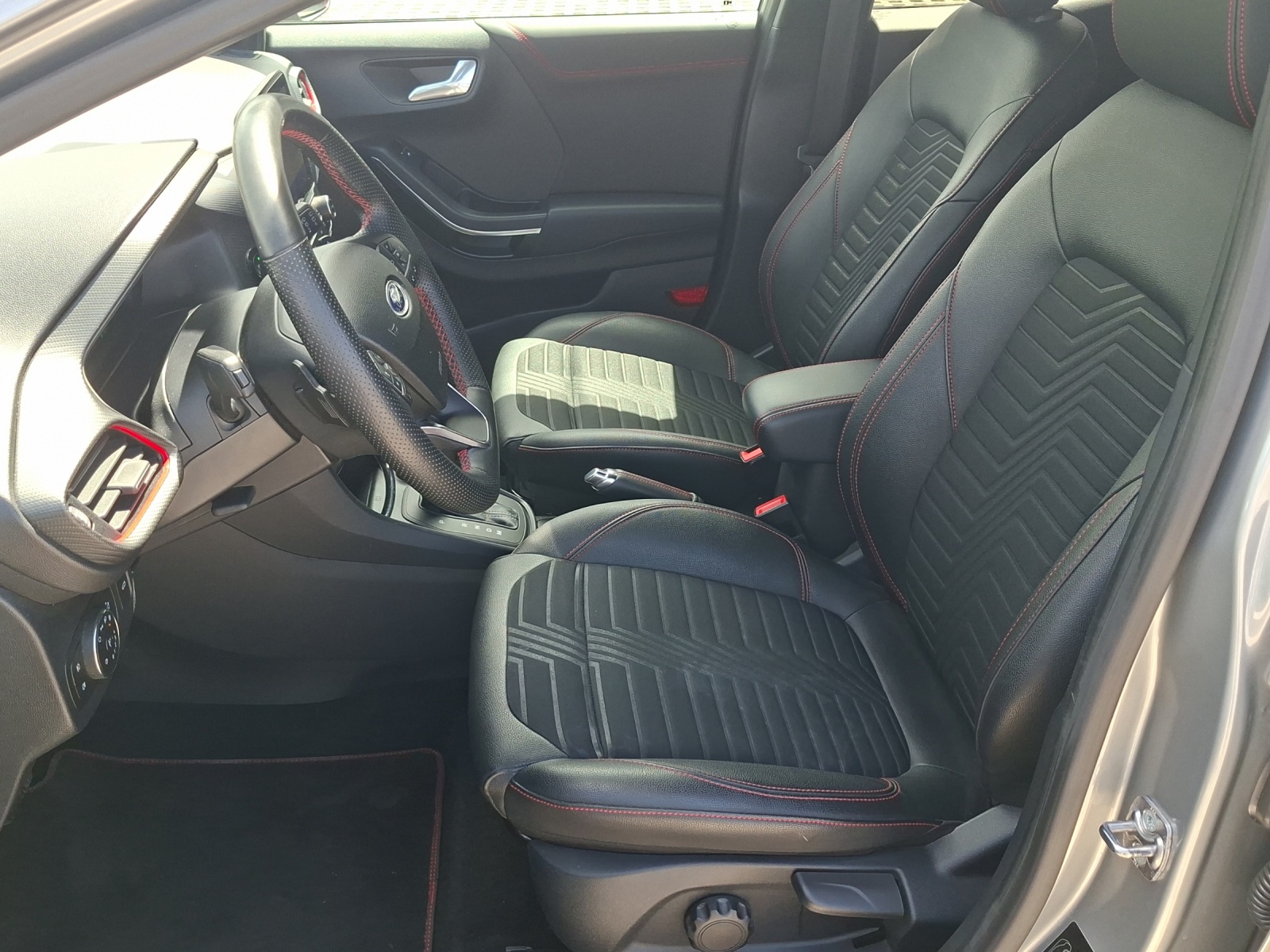 FORD Puma 1.0 155 CV MHEV ST-Line X Automatique-image-4