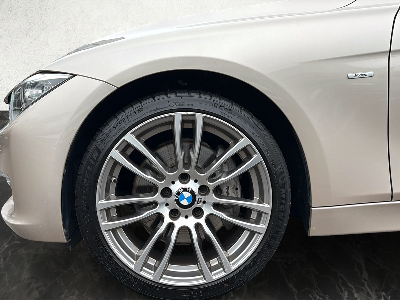 BMW 335i xDrive Steptronic-image-8