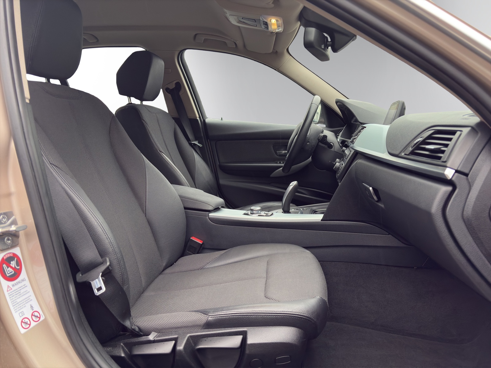 BMW 335i xDrive Steptronic-image-12