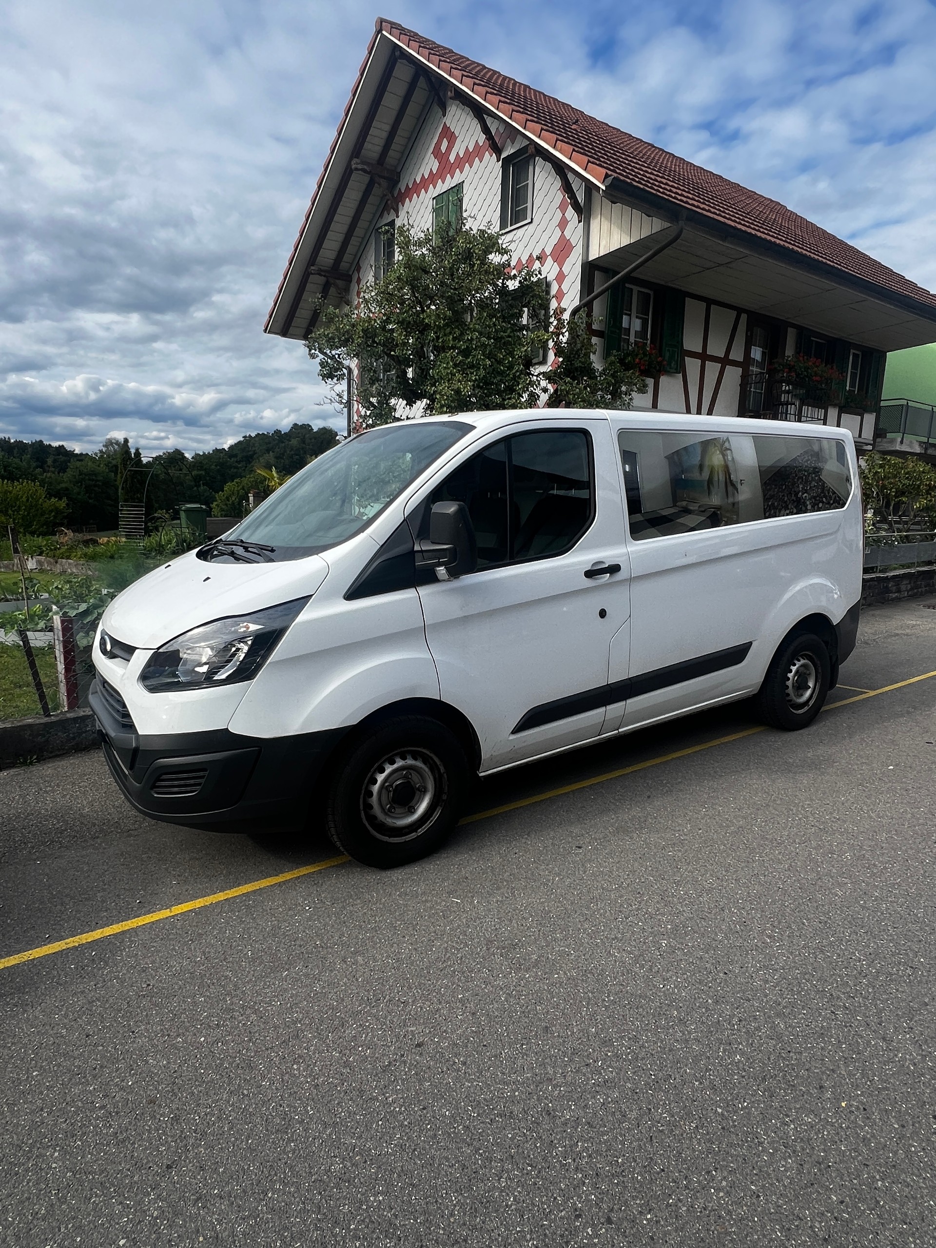 FORD Transit Custom 310 L1H1 Ambiente-image-8