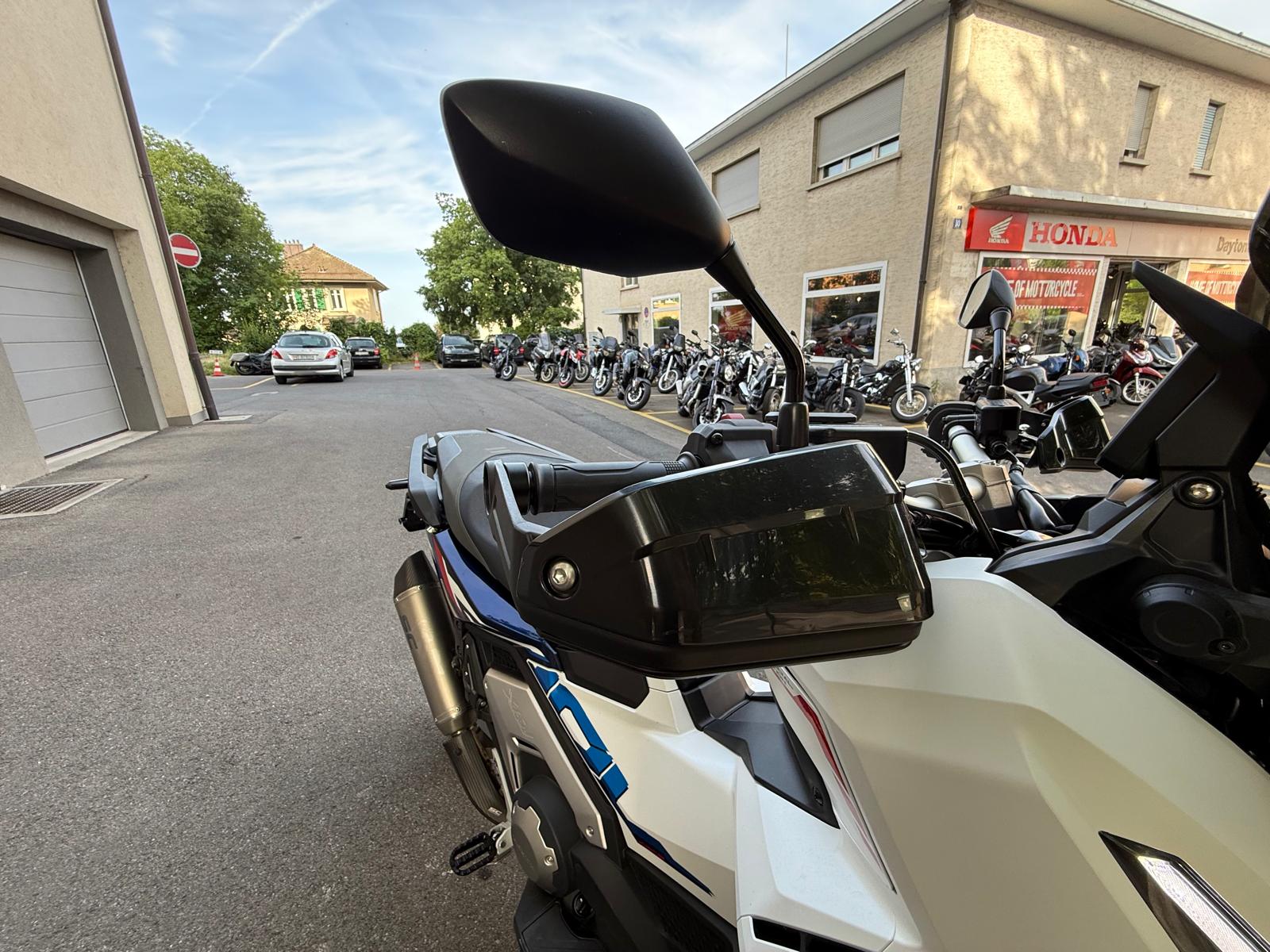HONDA X-ADV 750 (35kW)-image-12
