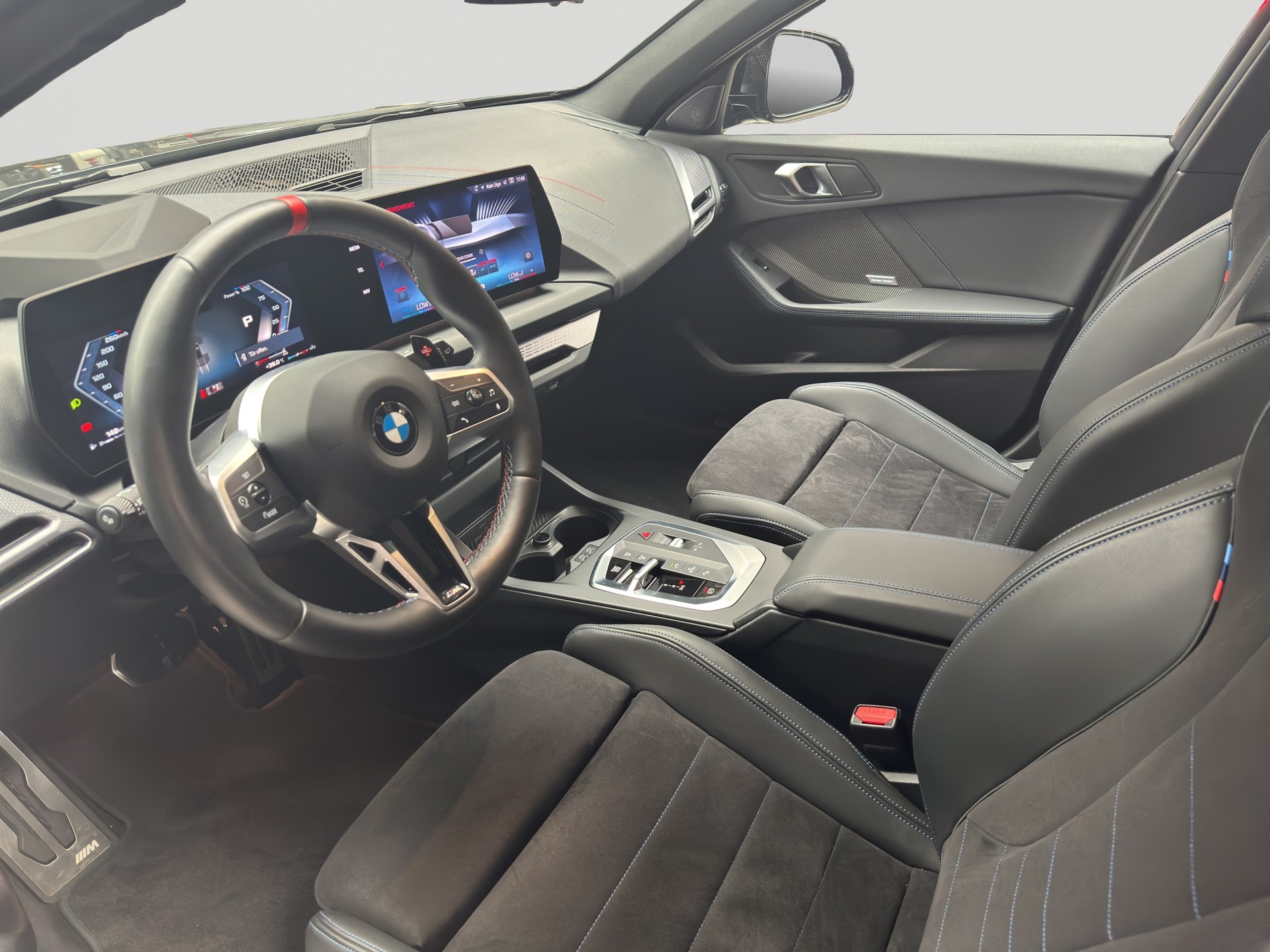 BMW M135 xDrive M Sport Shadow Line-image-6