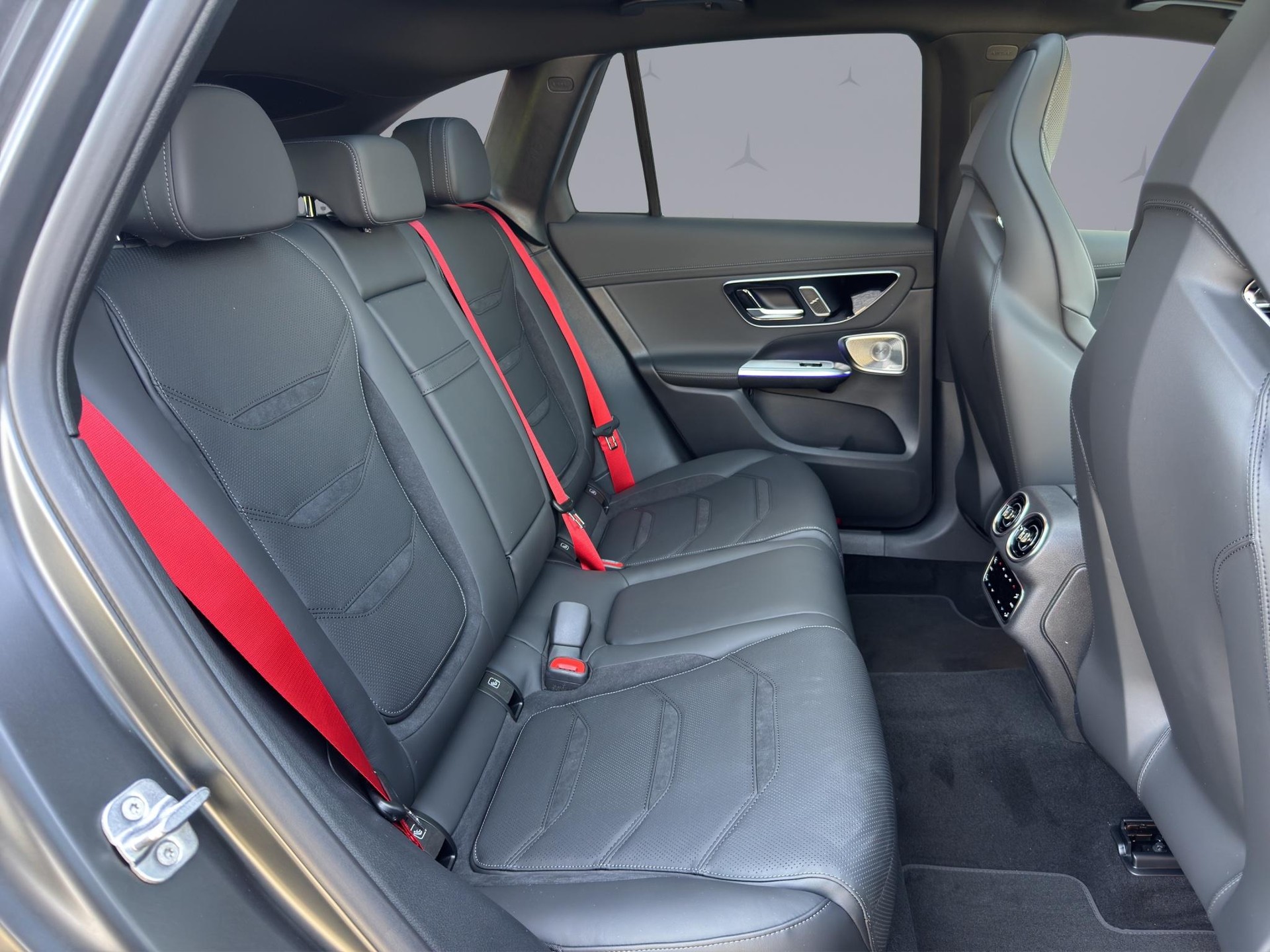 MERCEDES-BENZ GLC 53 AMG 4matic+-image-17