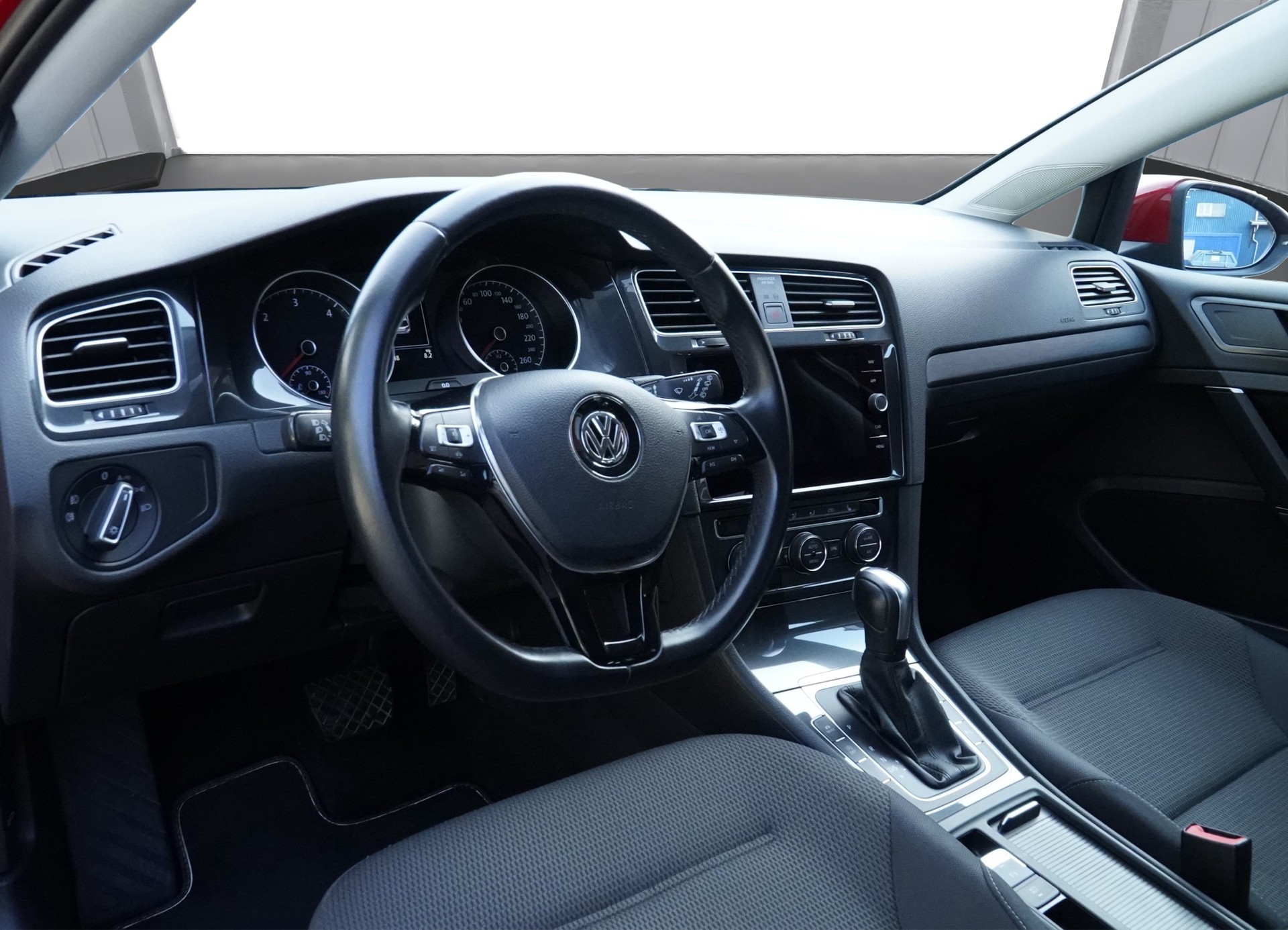 VW Golf Variant 2.0 TDI Comfortline DSG *CH Fahrzeug*-image-8