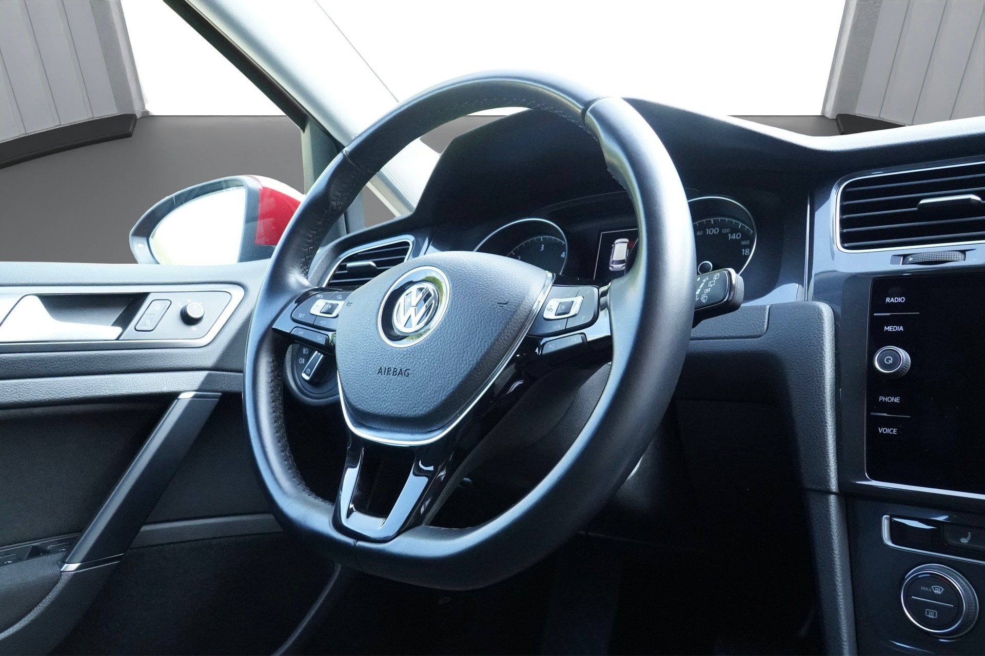 VW Golf Variant 2.0 TDI Comfortline DSG *CH Fahrzeug*-image-13