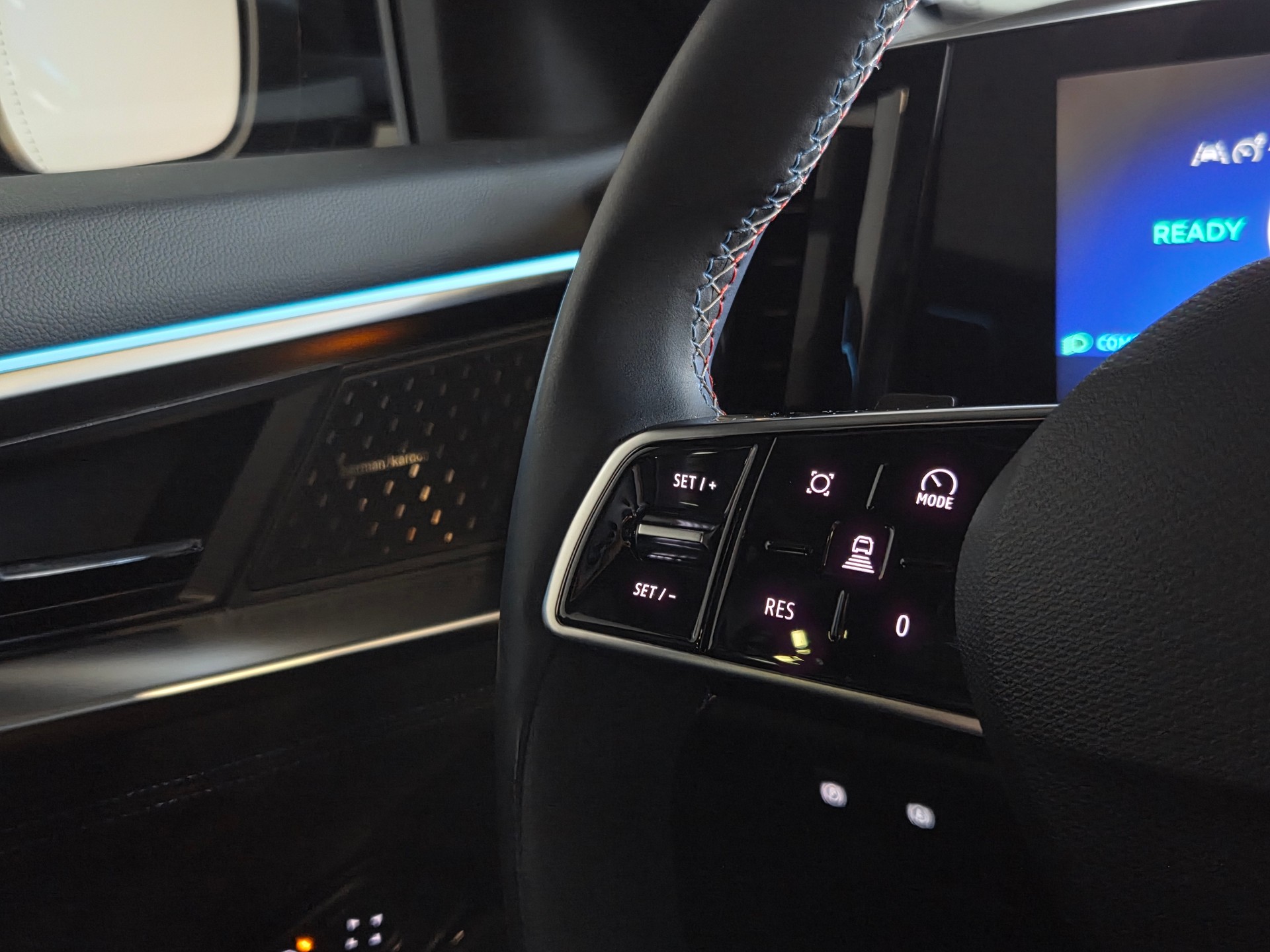 RENAULT Austral 1.2 E-Tech iconic esprit Alpine-image-15