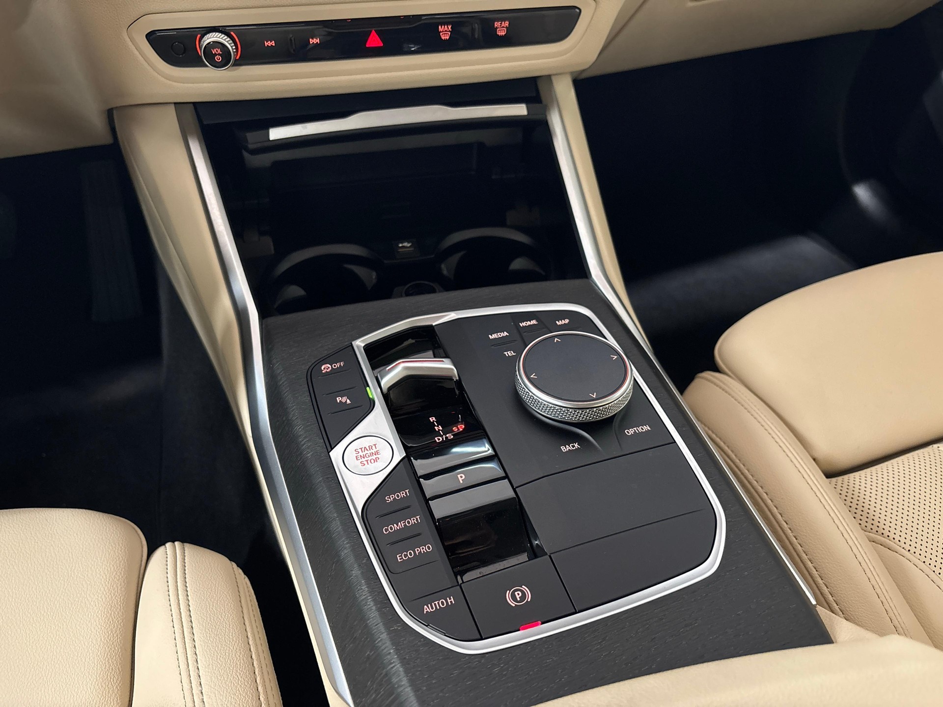 BMW 320d xDrive 48V-image-15
