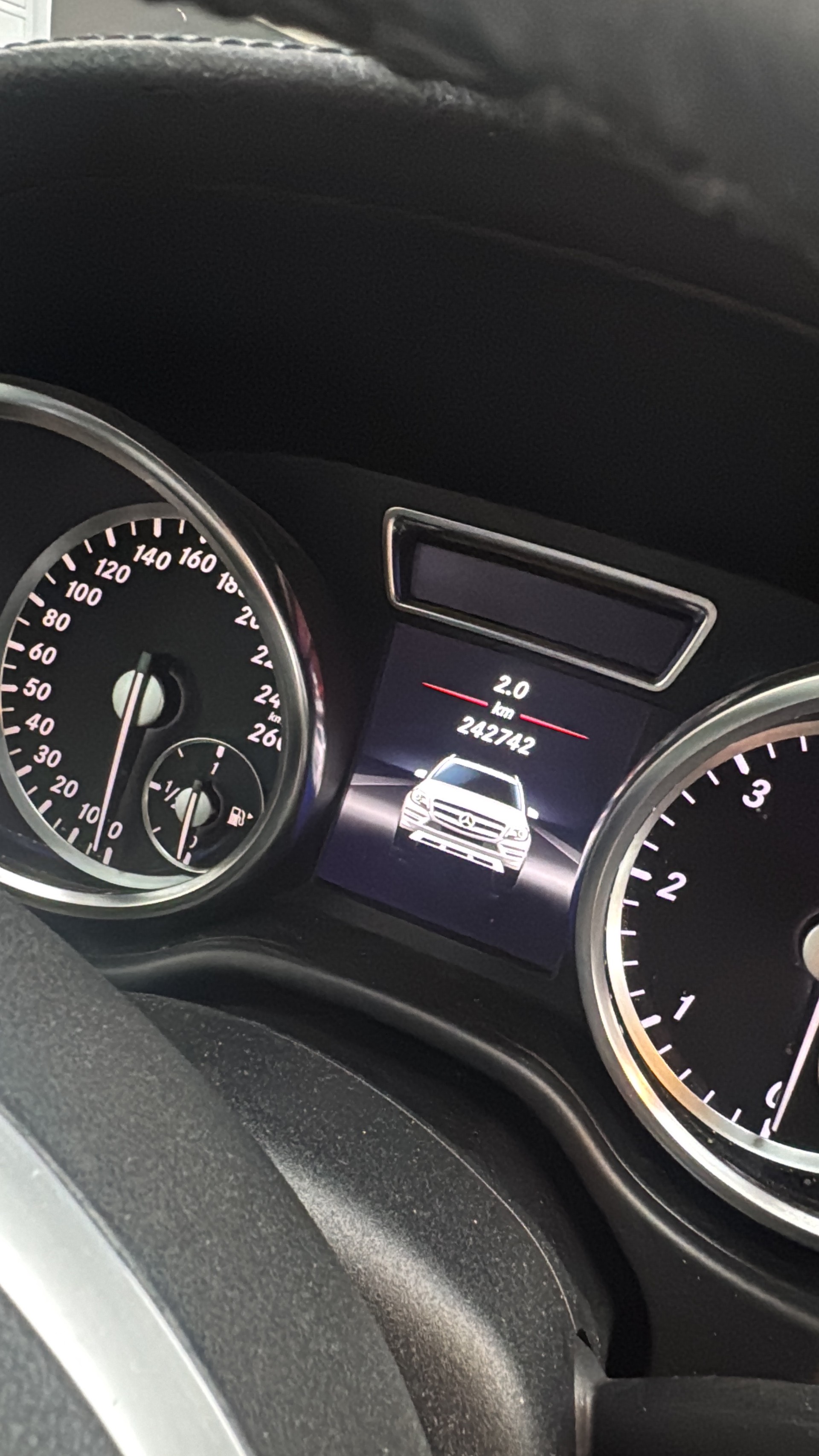 MERCEDES-BENZ GL 350 V6 CDI BlueTec-image-4