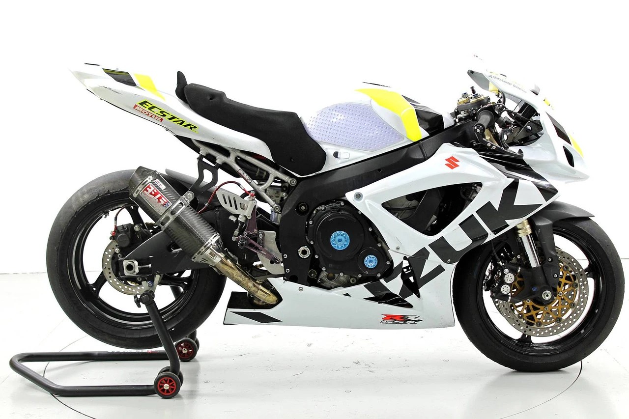 SUZUKI GSX-R 600 Racing-image-3