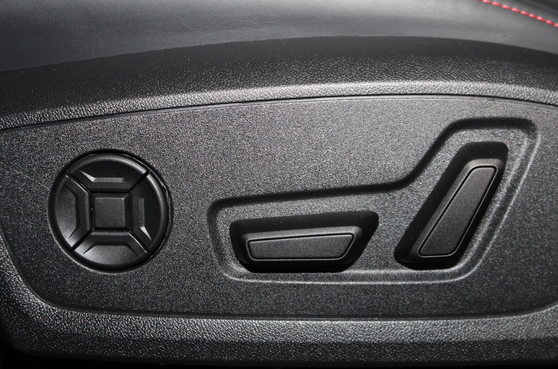 AUDI S3 Sportback TFSI quattro S-tronic 333PS Optikpaket schwarz / CH-Fahrzeug-image-20