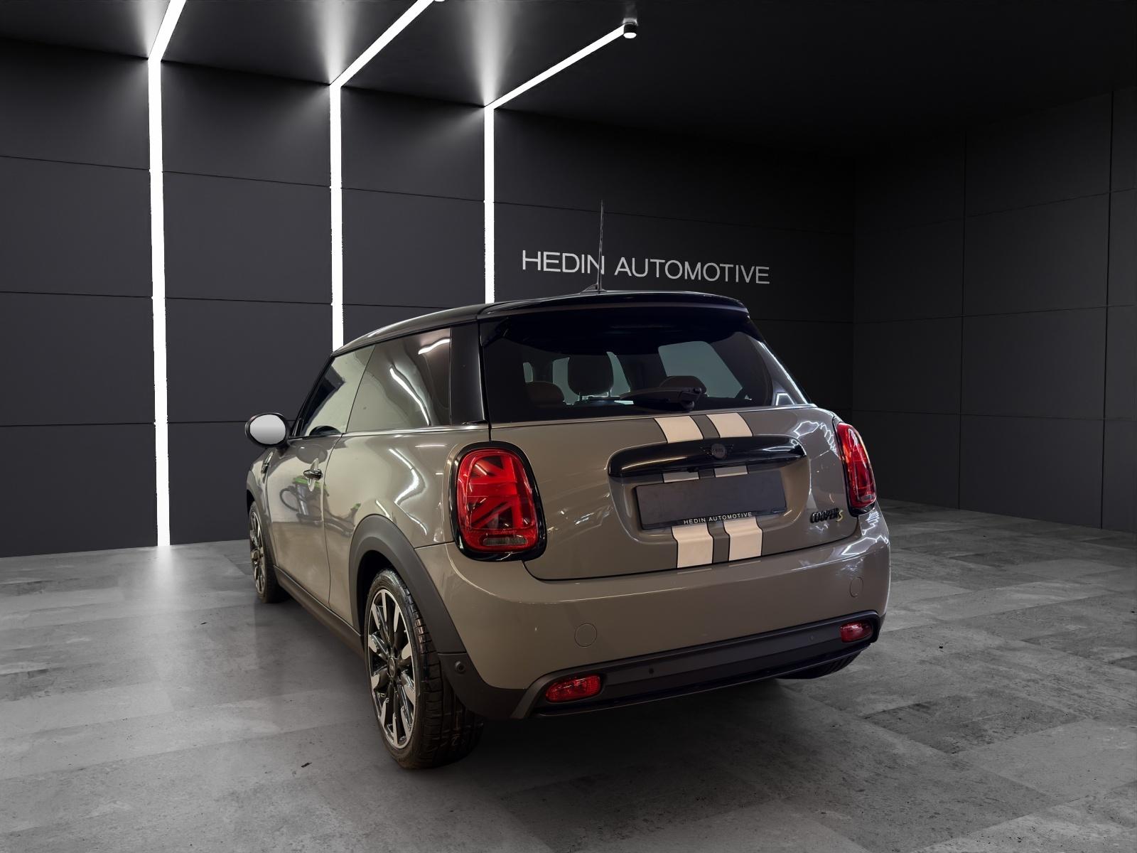 MINI F56 Cooper SE-showroom-element-2