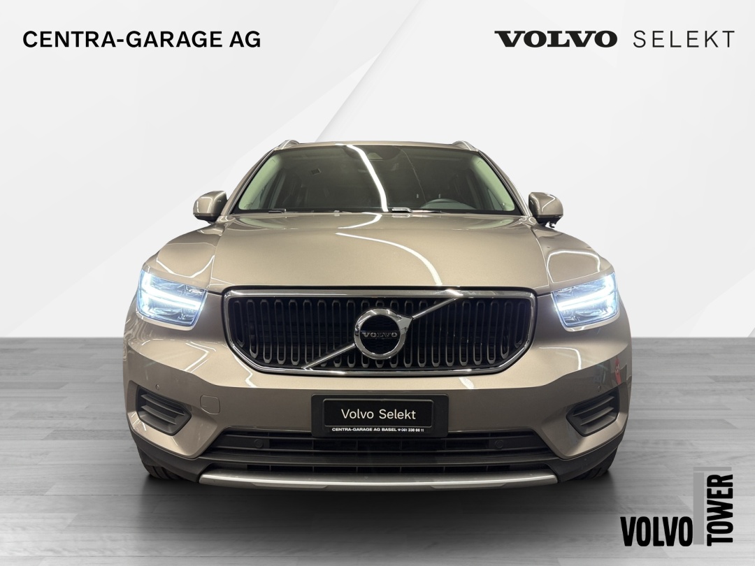 VOLVO XC40 T4 AWD Momentum Geartronic-showroom-element-1