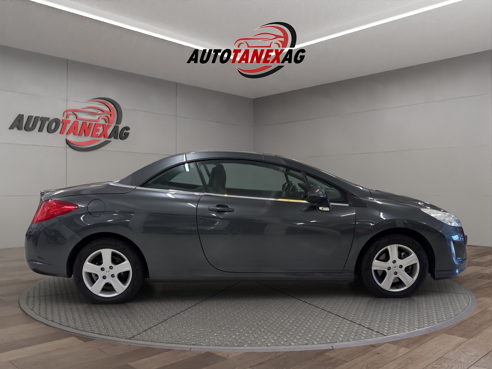 PEUGEOT 308 CC 1.6 16V Turbo Platinum Automatic-image-6