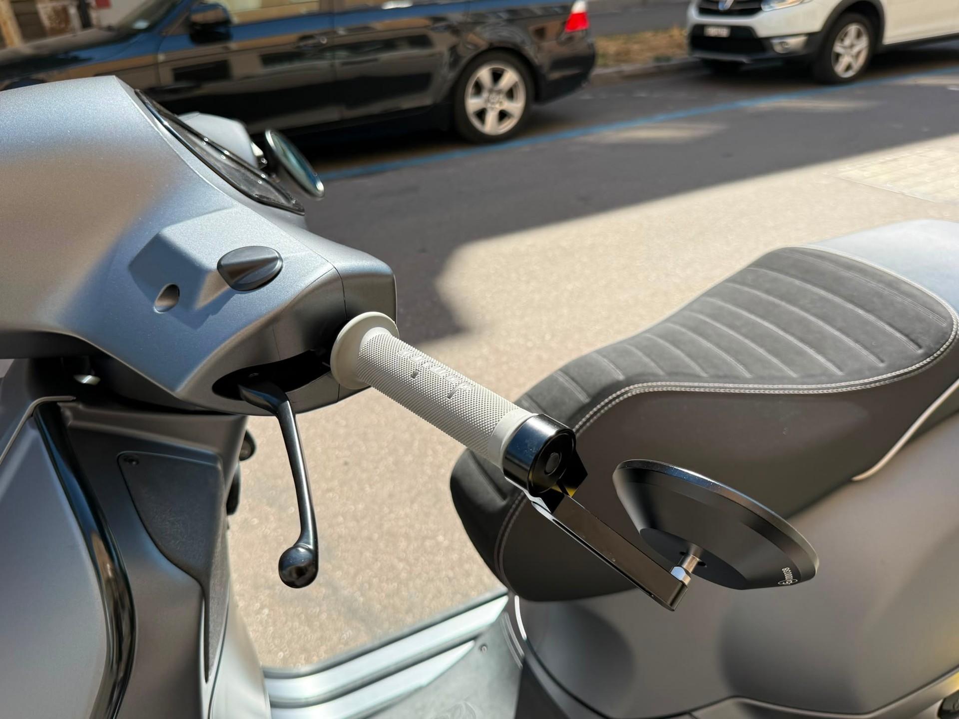 PIAGGIO Vespa GTS Super 300 i.e ABS-image-11