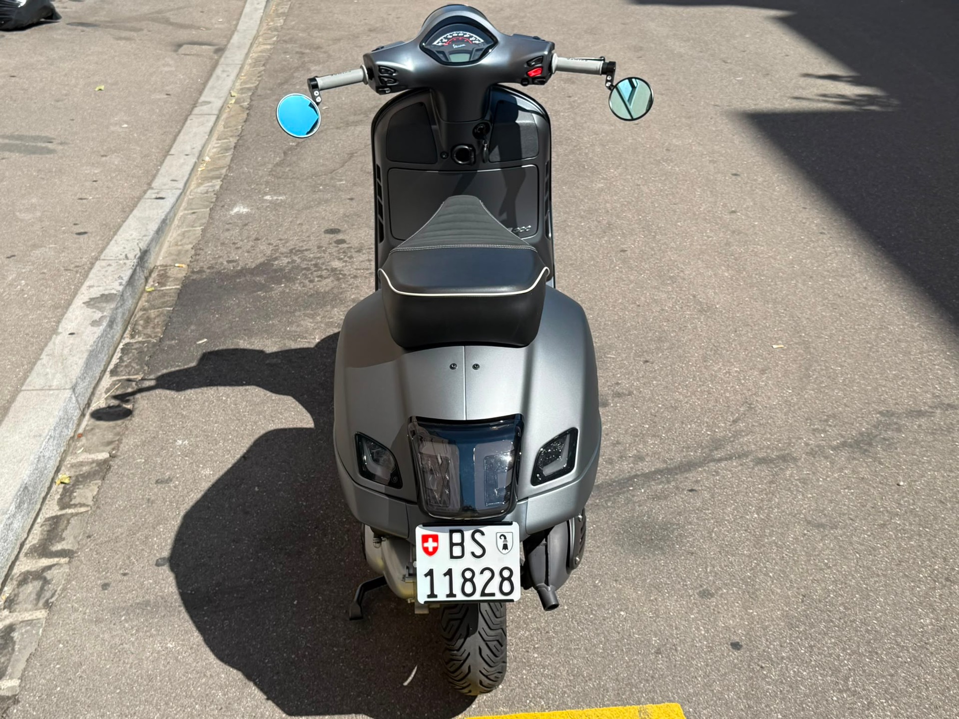 PIAGGIO Vespa GTS Super 300 i.e ABS-image-8