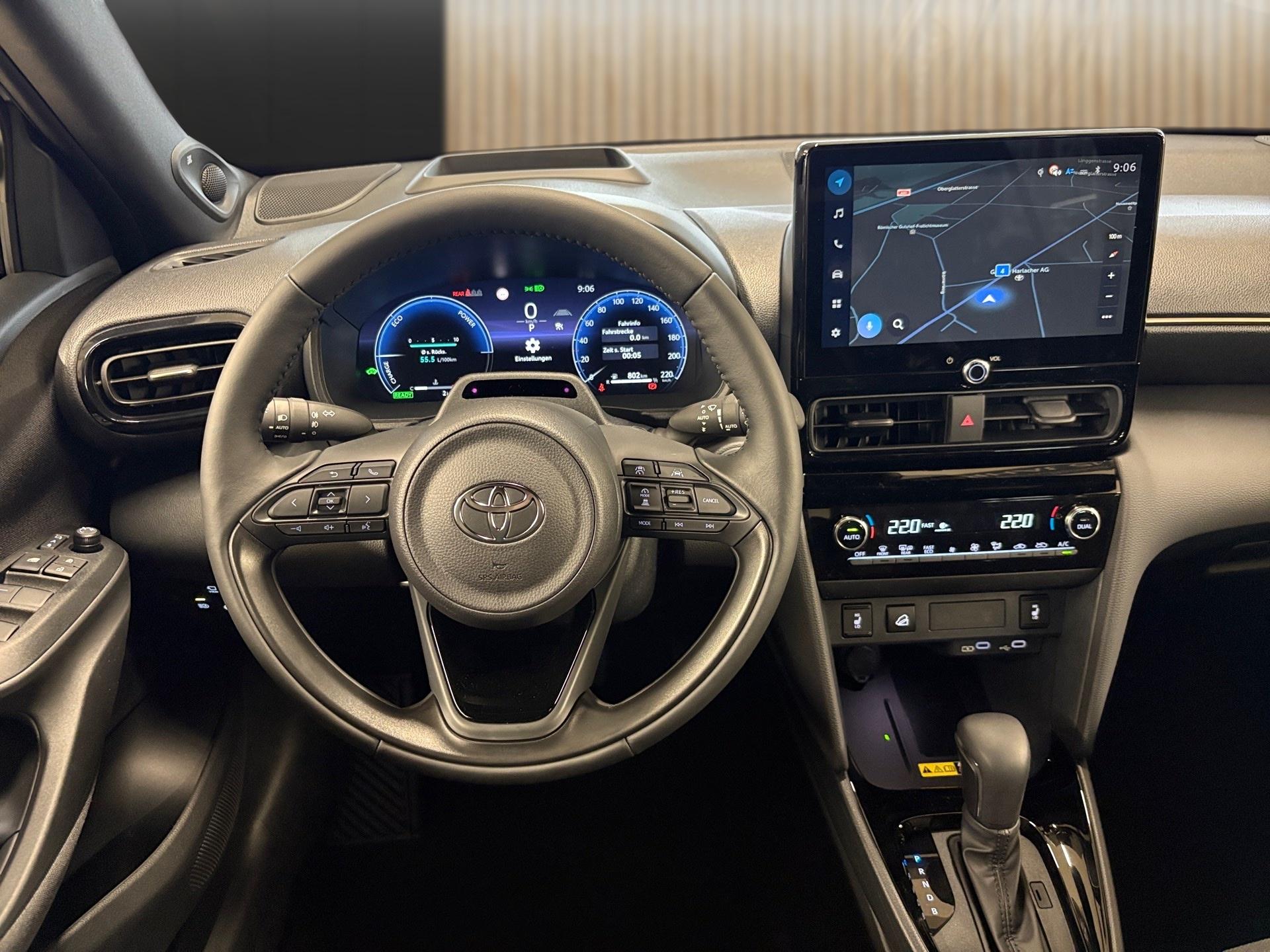 TOYOTA Yaris Cross 1.5 Premium AWDi e-CVT-image-11