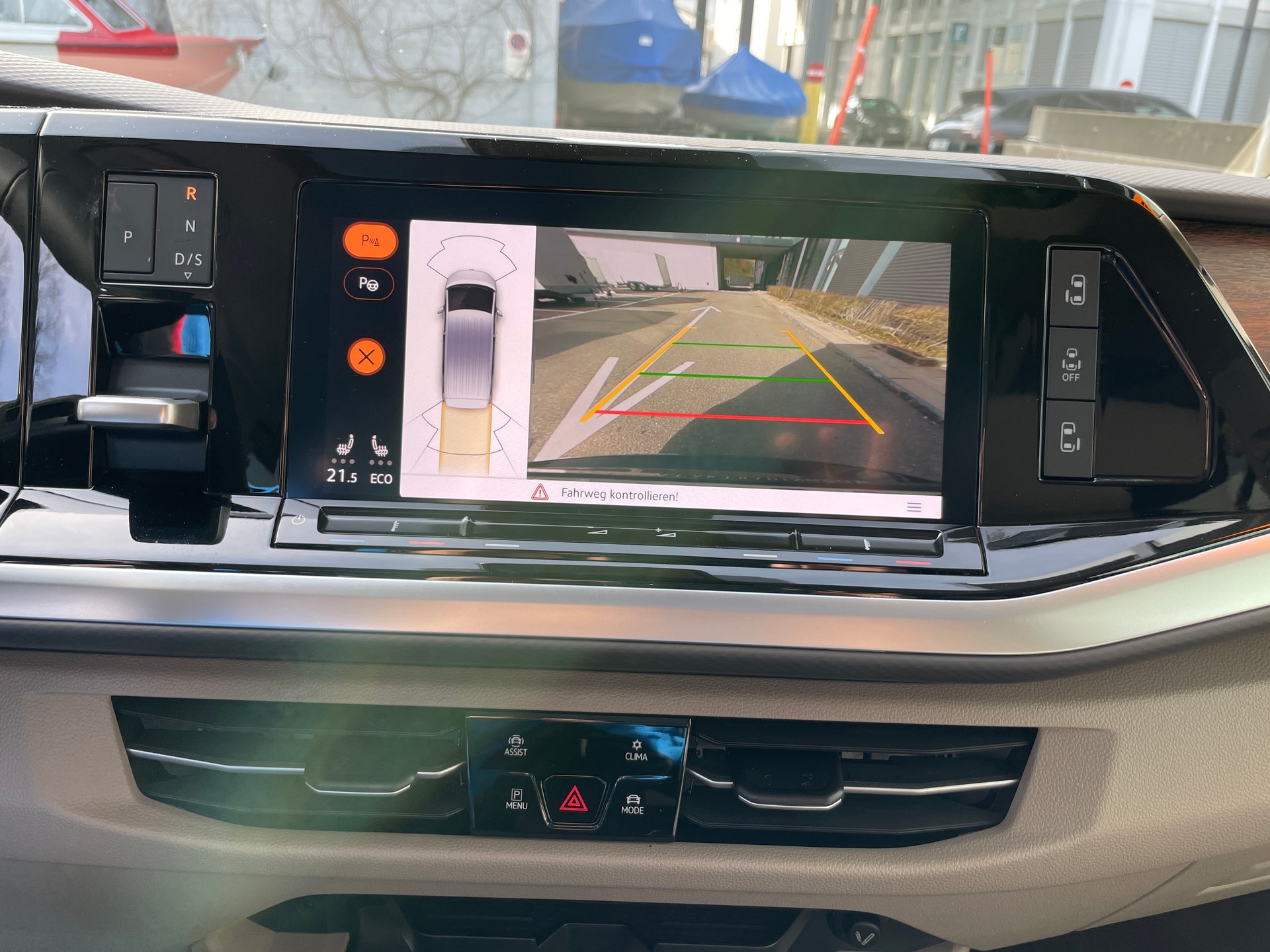 VW Multivan 1.4 eHybrid Style DSG - 6 Sitzer-image-19