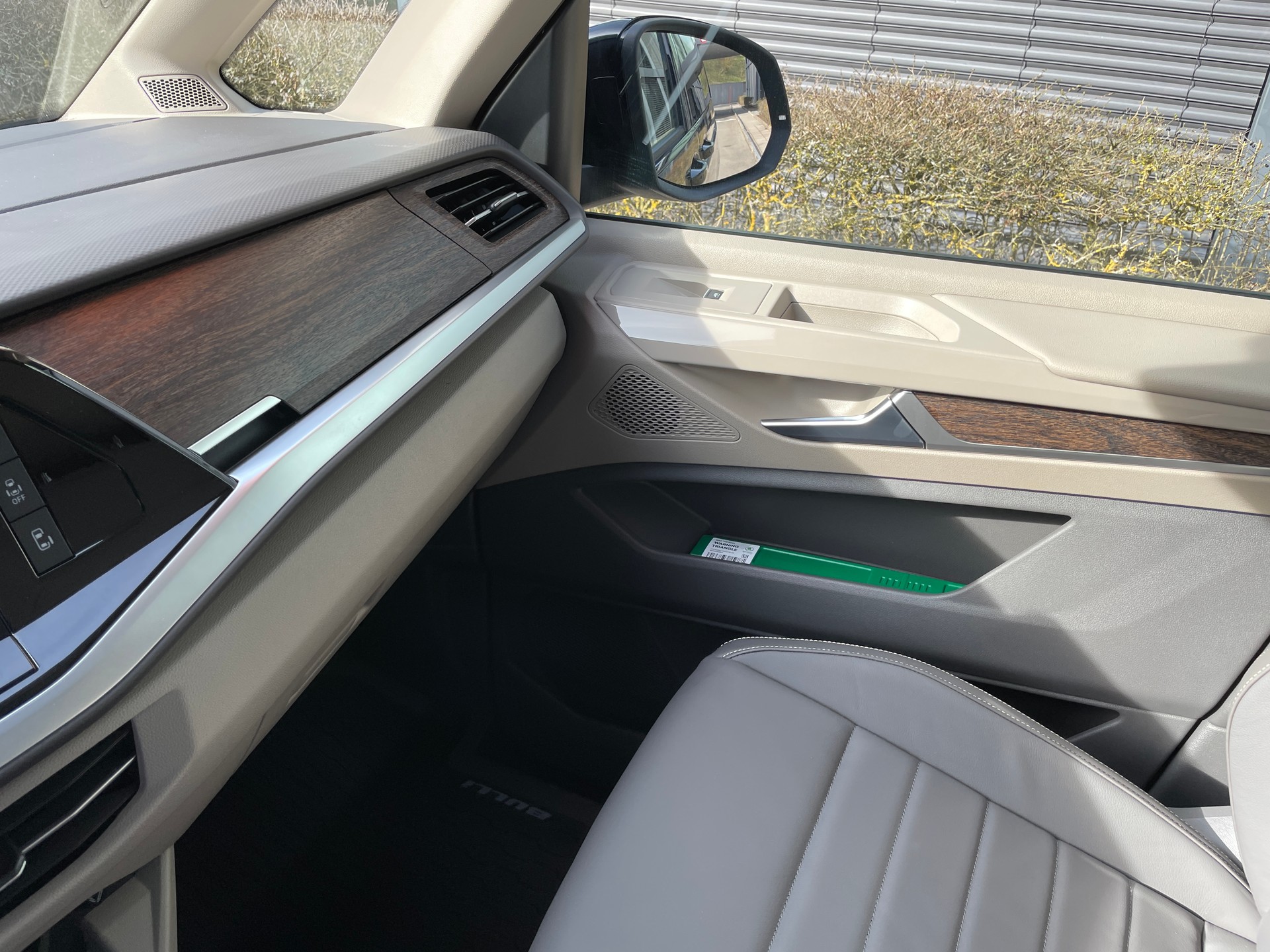 VW Multivan 1.4 eHybrid Style DSG - 6 Sitzer-image-21