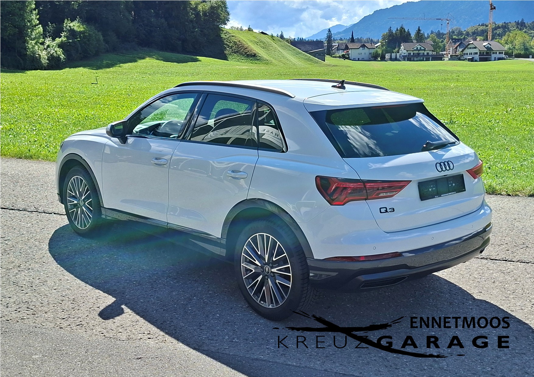 AUDI Q3 35 TFSI advanced Attraction S-tronic *Anhängerkupplung+Garantie*-image-2
