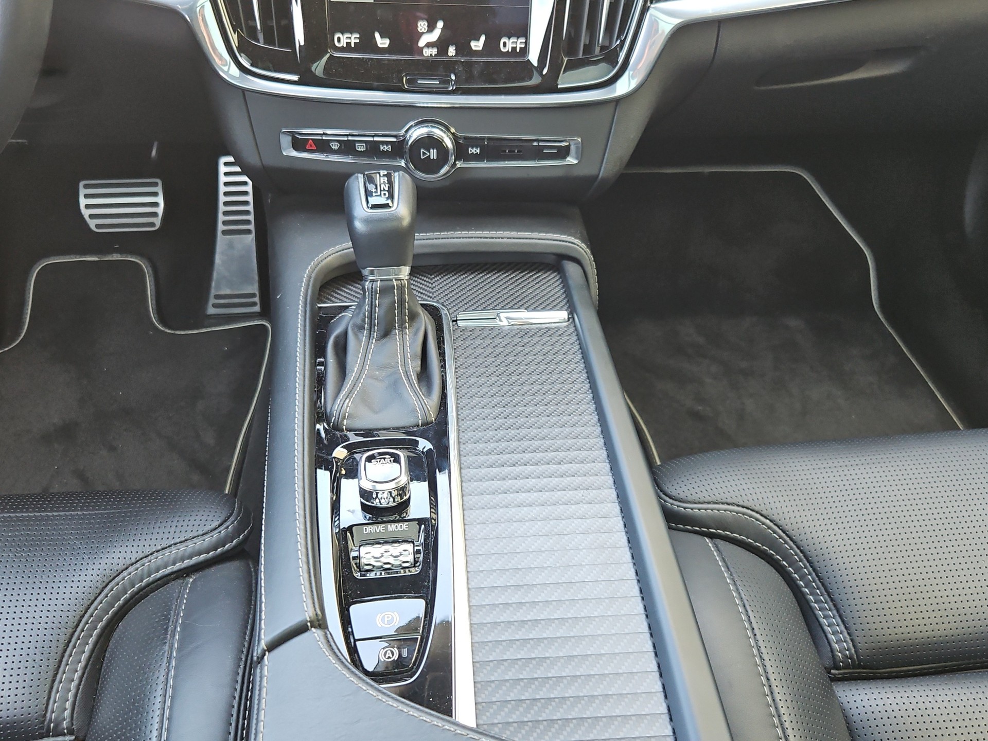 VOLVO V90 T6 AWD R-Design Geartronic-image-23