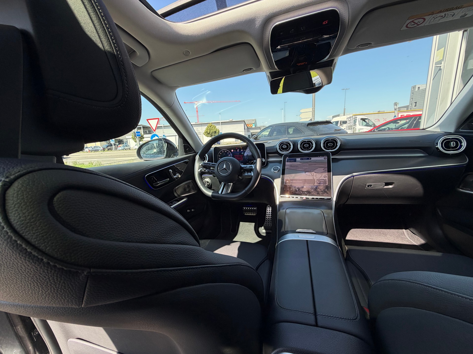 MERCEDES-BENZ C 300e AMG Line 4 Matic EQ Hybrid-image-15