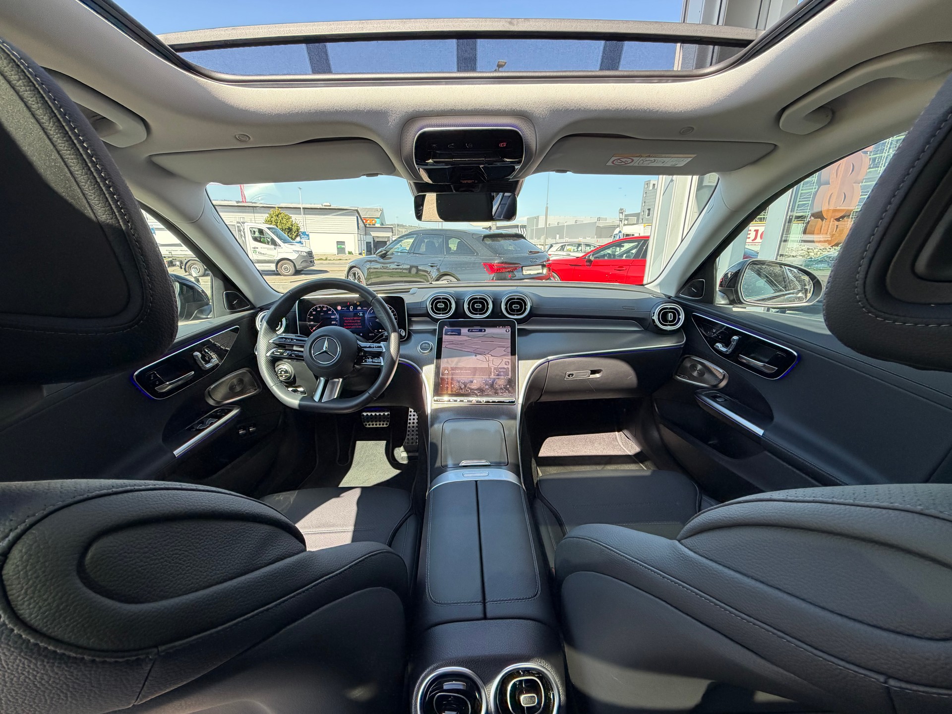 MERCEDES-BENZ C 300e AMG Line 4 Matic EQ Hybrid-image-16