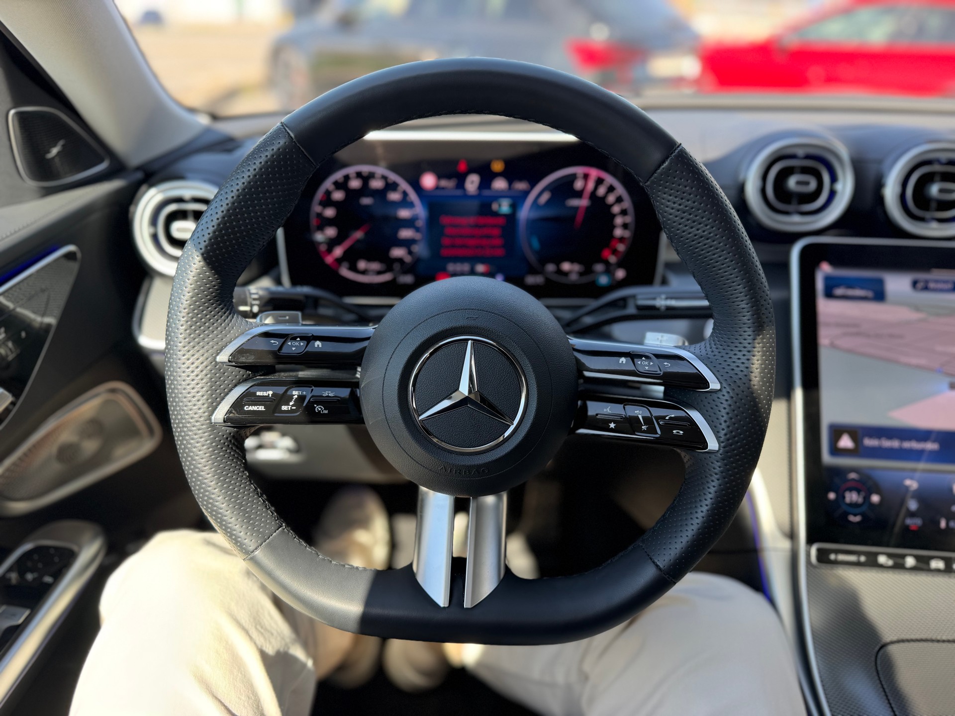 MERCEDES-BENZ C 300e AMG Line 4 Matic EQ Hybrid-image-21