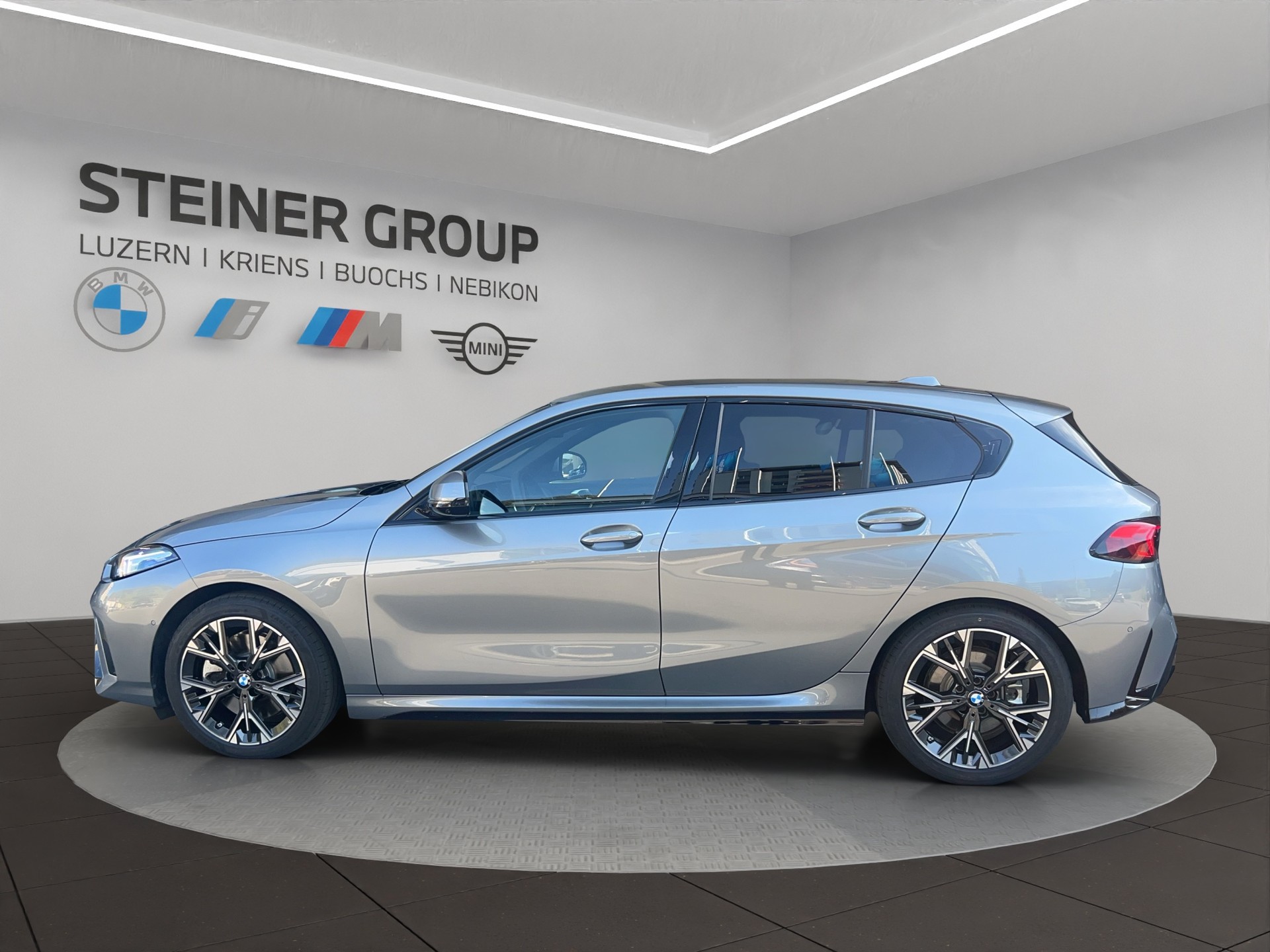 BMW 123 xDrive M Sport Steptronic-image-7