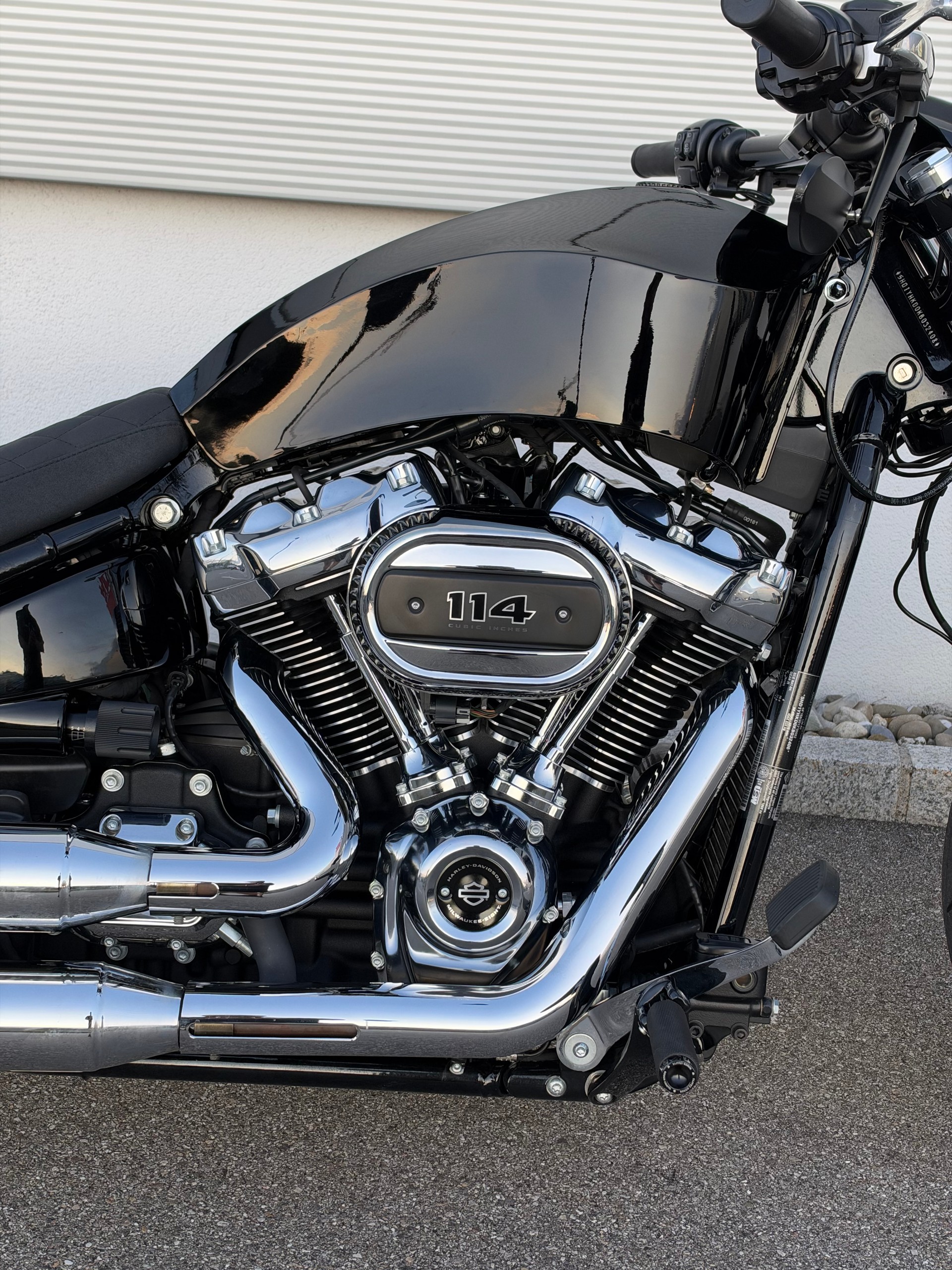 HARLEY-DAVIDSON FXBRS Breakout 114 ABS (69/35kW)-image-4