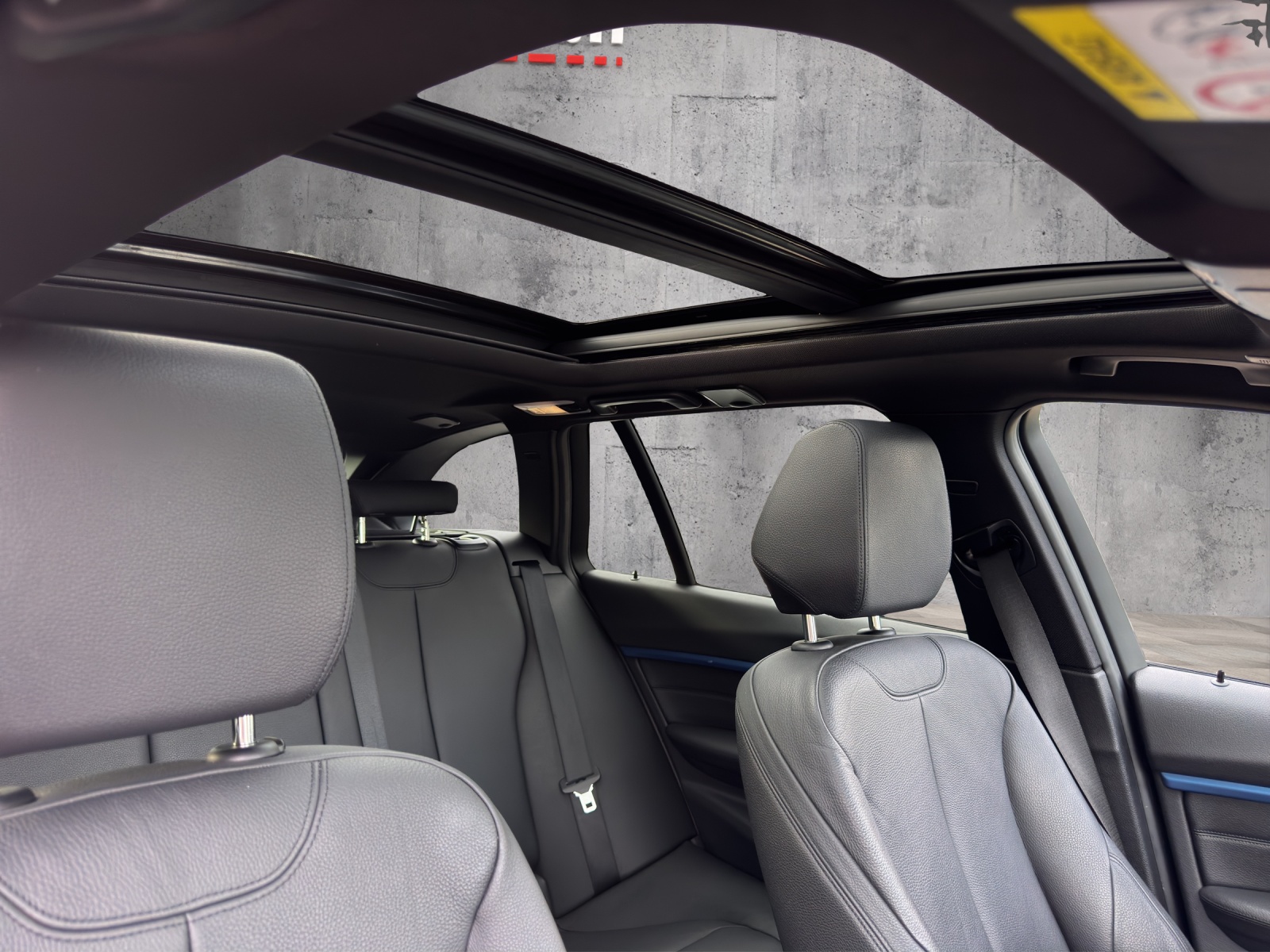 BMW 335d xDrive Touring M Sport Line Steptronic-image-15