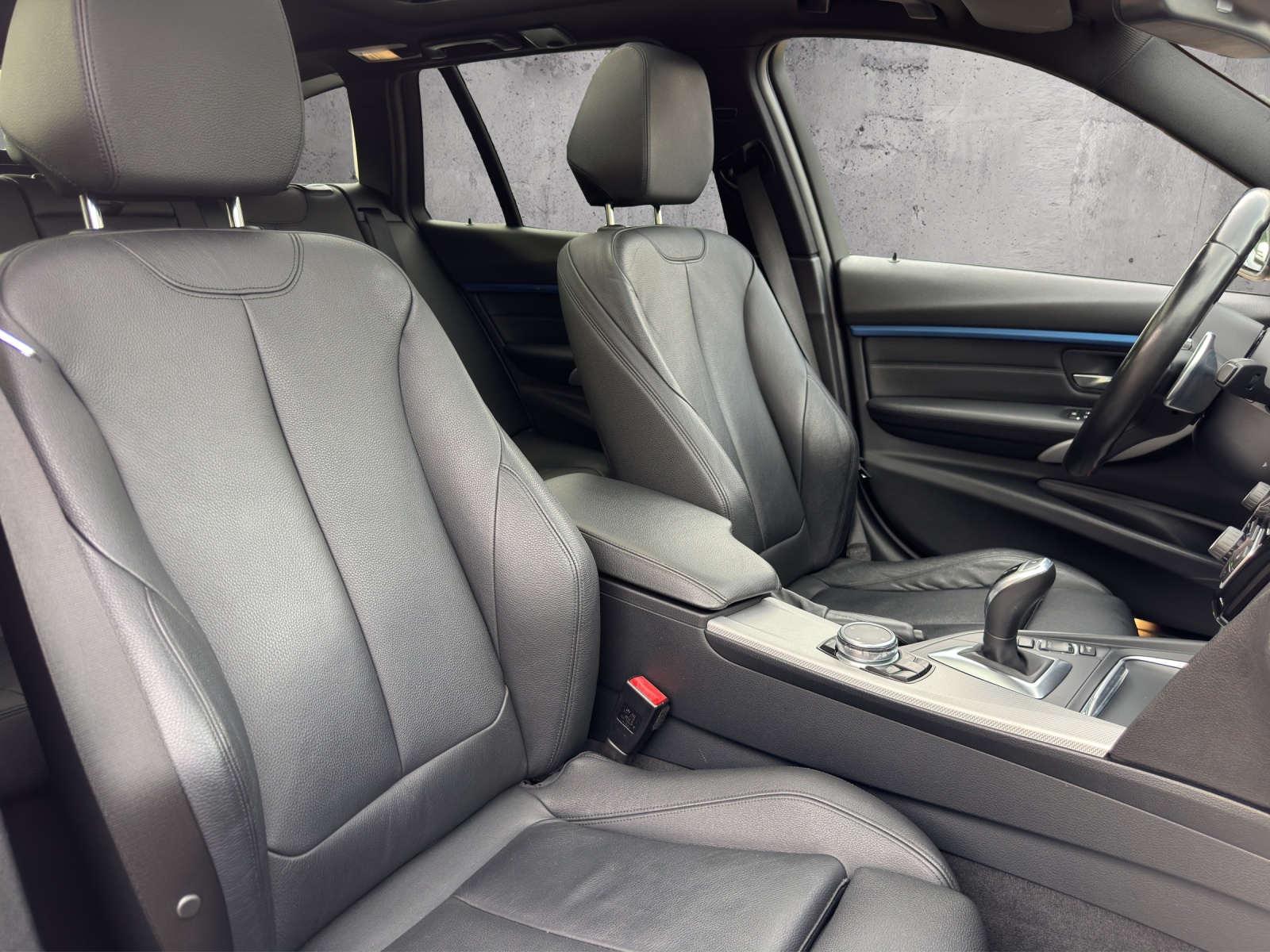 BMW 335d xDrive Touring M Sport Line Steptronic-image-13