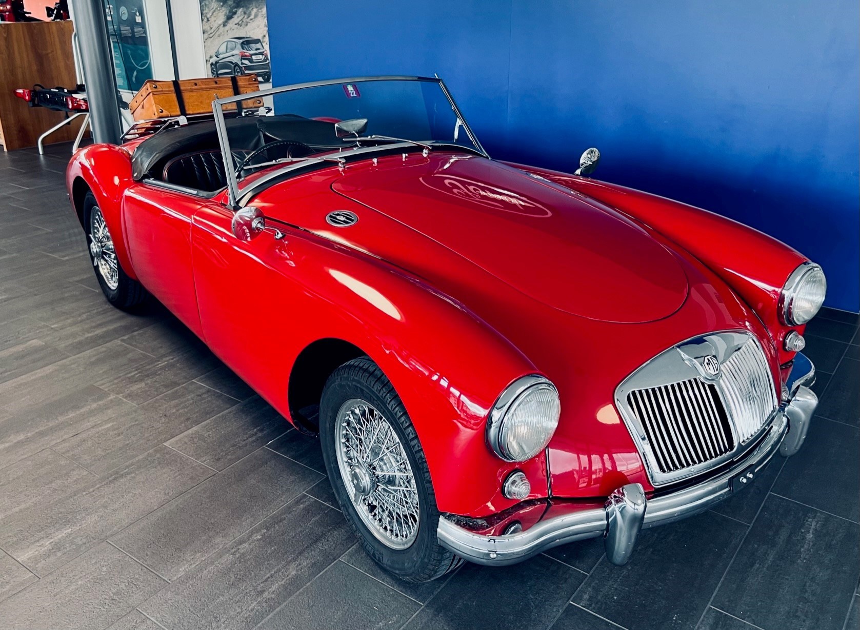 MG MGA 1500 RHD-showroom-element-1