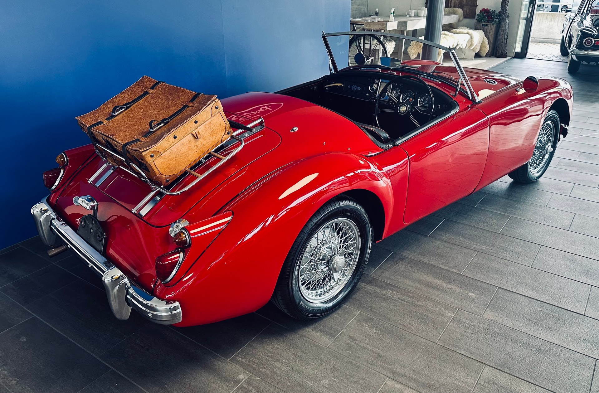 MG MGA 1500 RHD-showroom-element-3