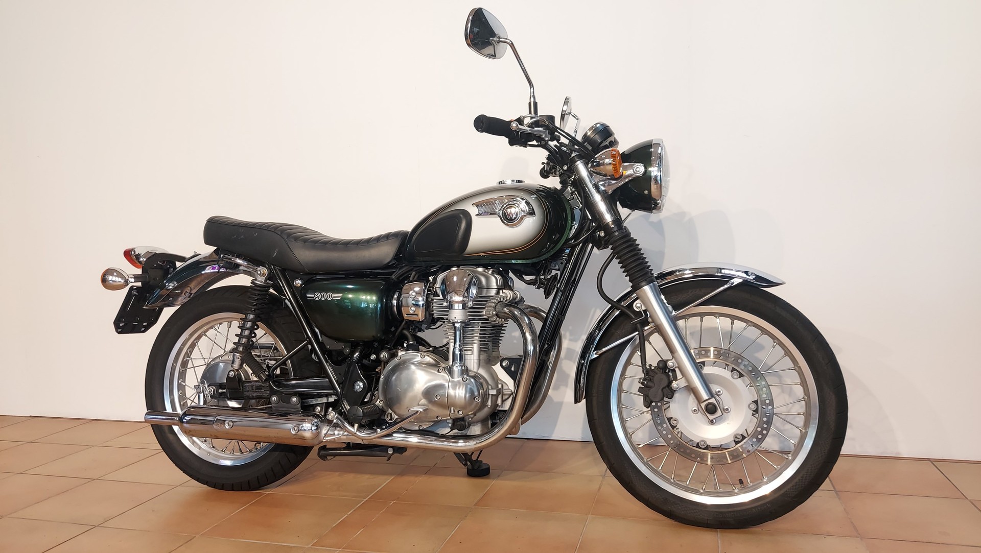 KAWASAKI W 800-image-2
