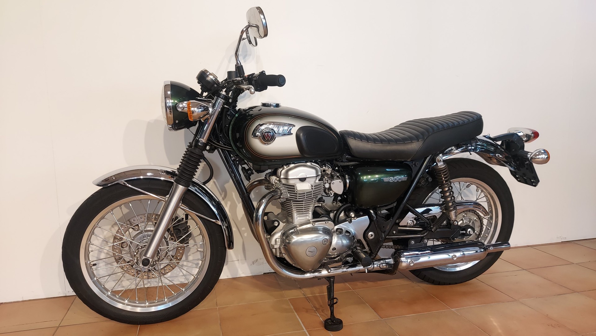 KAWASAKI W 800-image-3