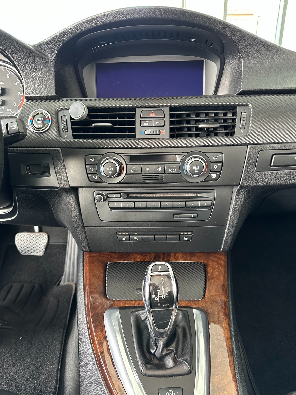 BMW 335i Cabriolet DSG-image-12