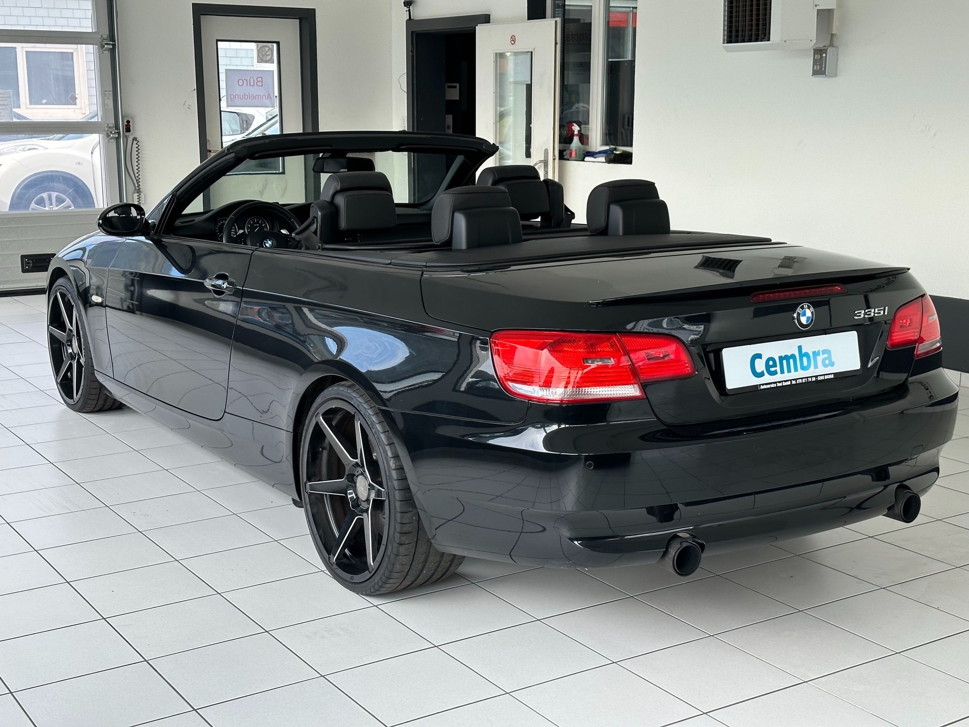 BMW 335i Cabriolet DSG-image-9