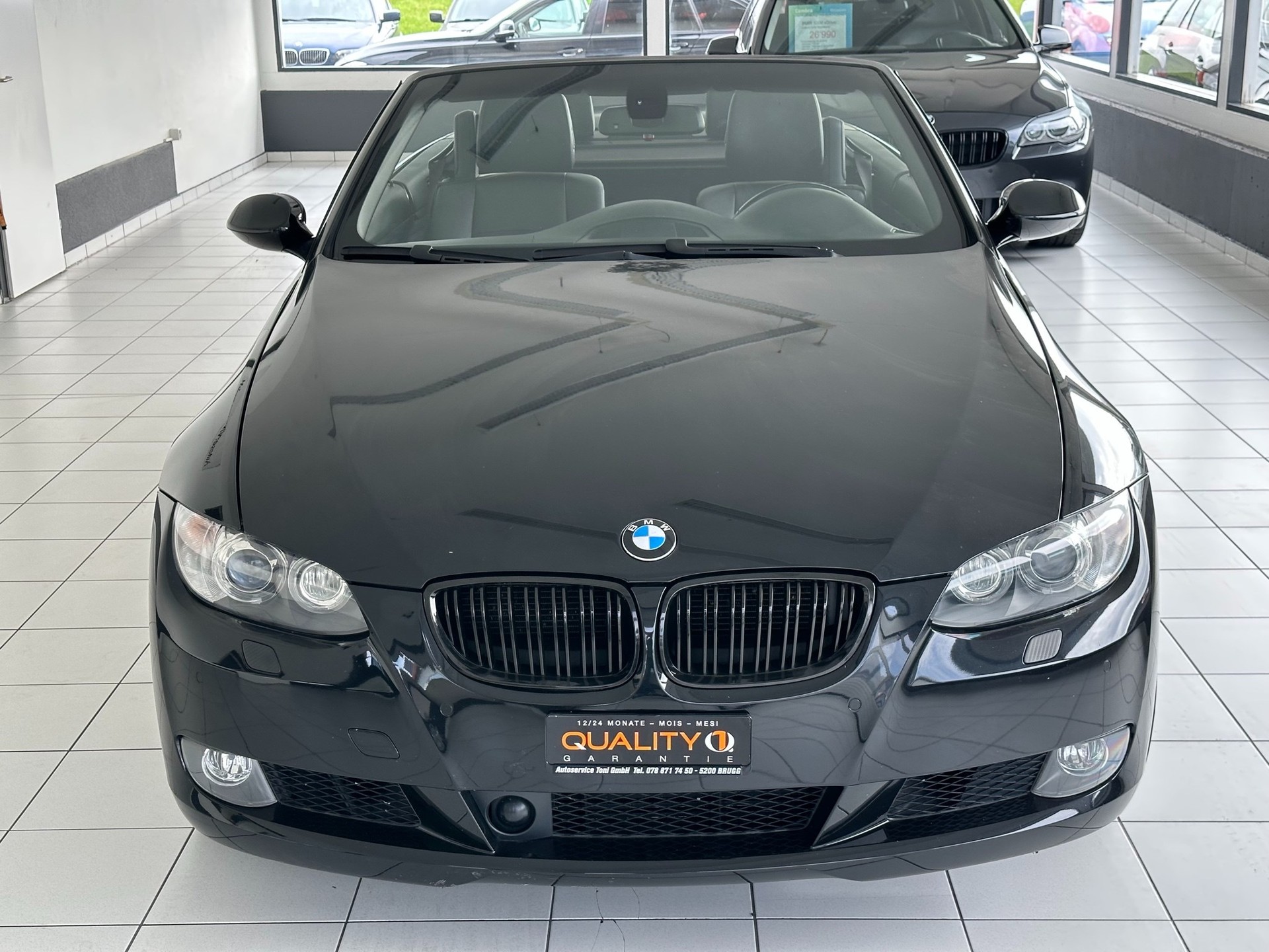 BMW 335i Cabriolet DSG-image-2