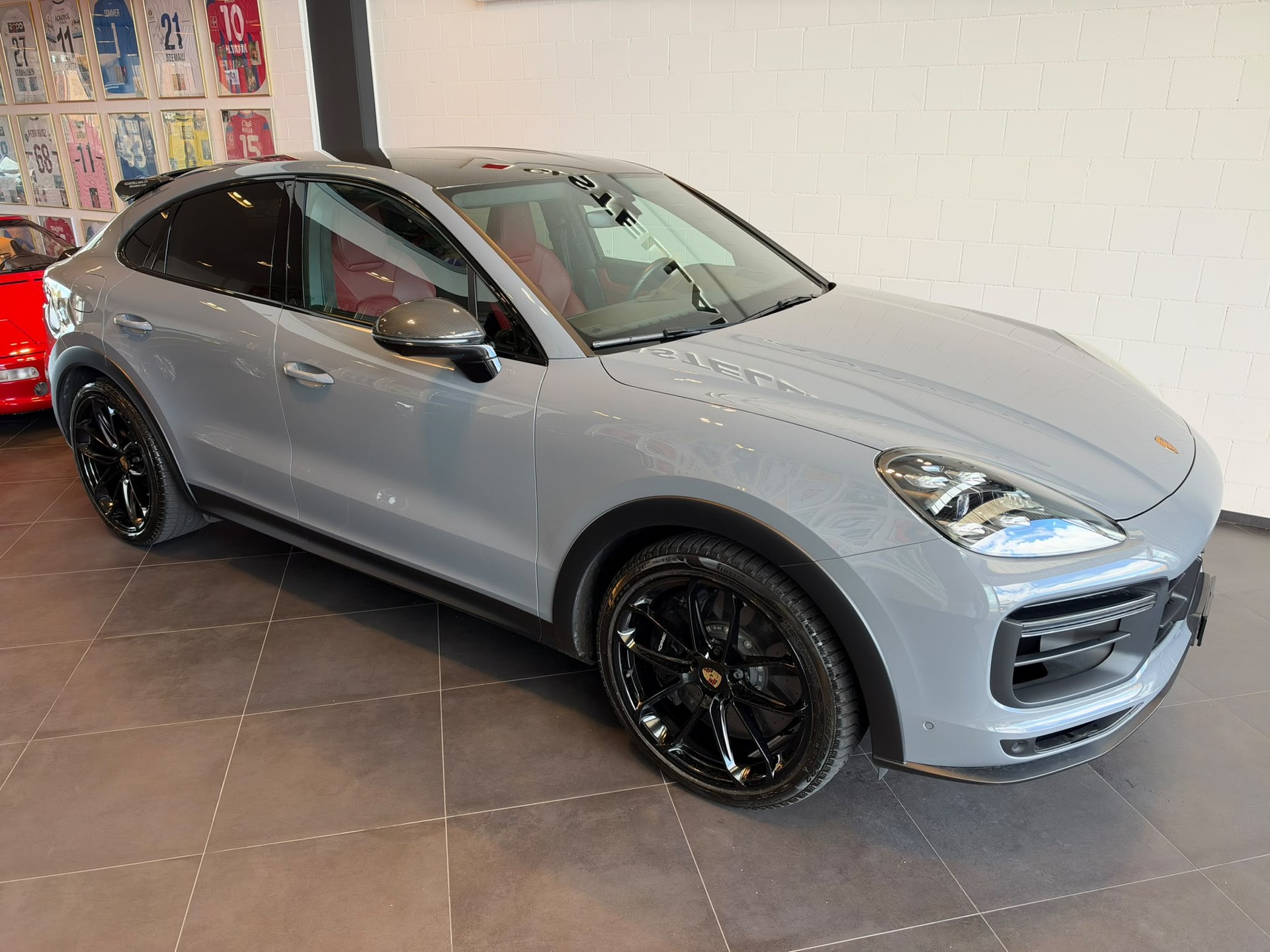 PORSCHE Cayenne Turbo GT - Porsche Approved Garantie bis 02.2027-showroom-element-1