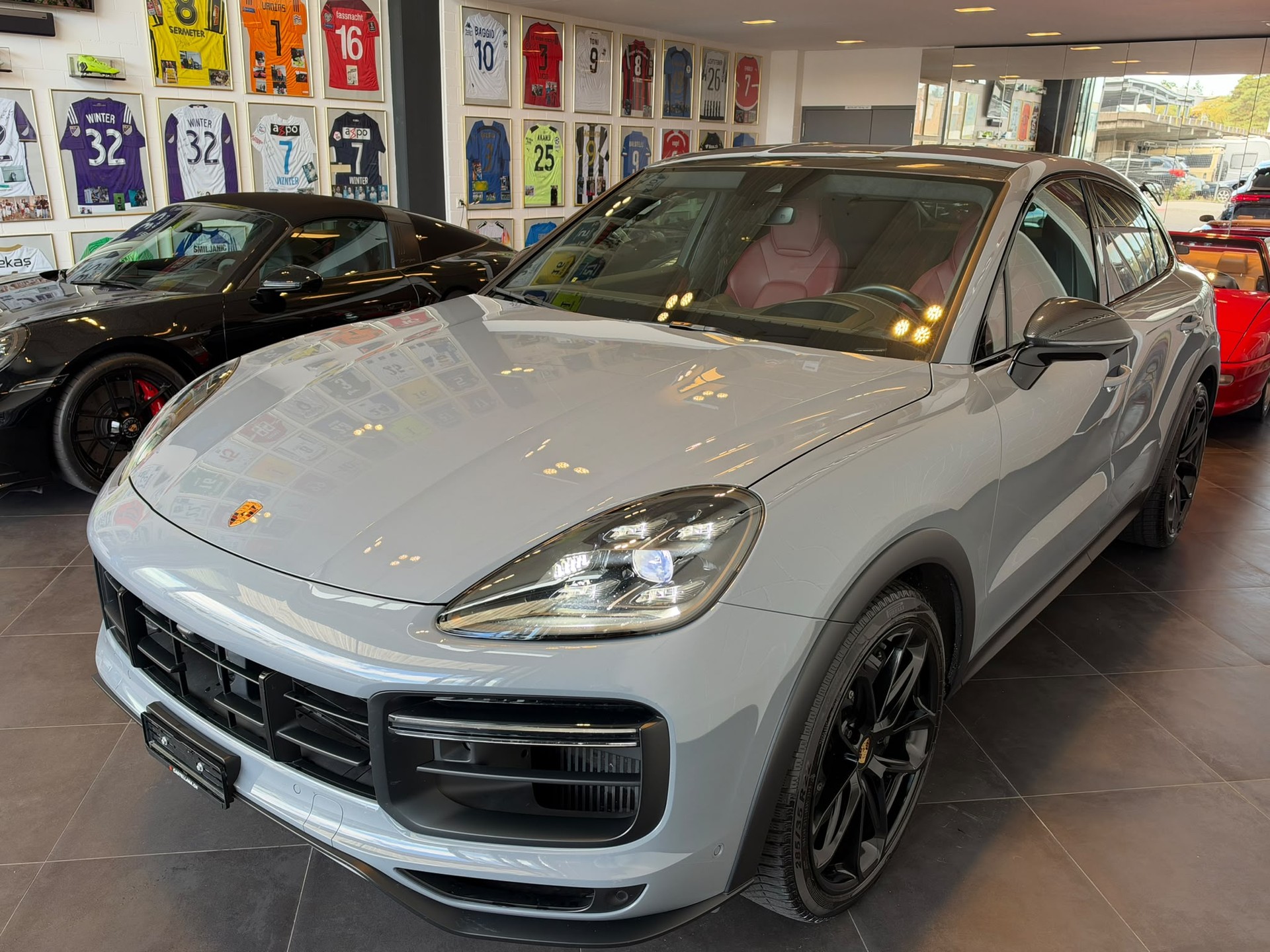 PORSCHE Cayenne Turbo GT - Porsche Approved Garantie bis 02.2027-showroom-element-2