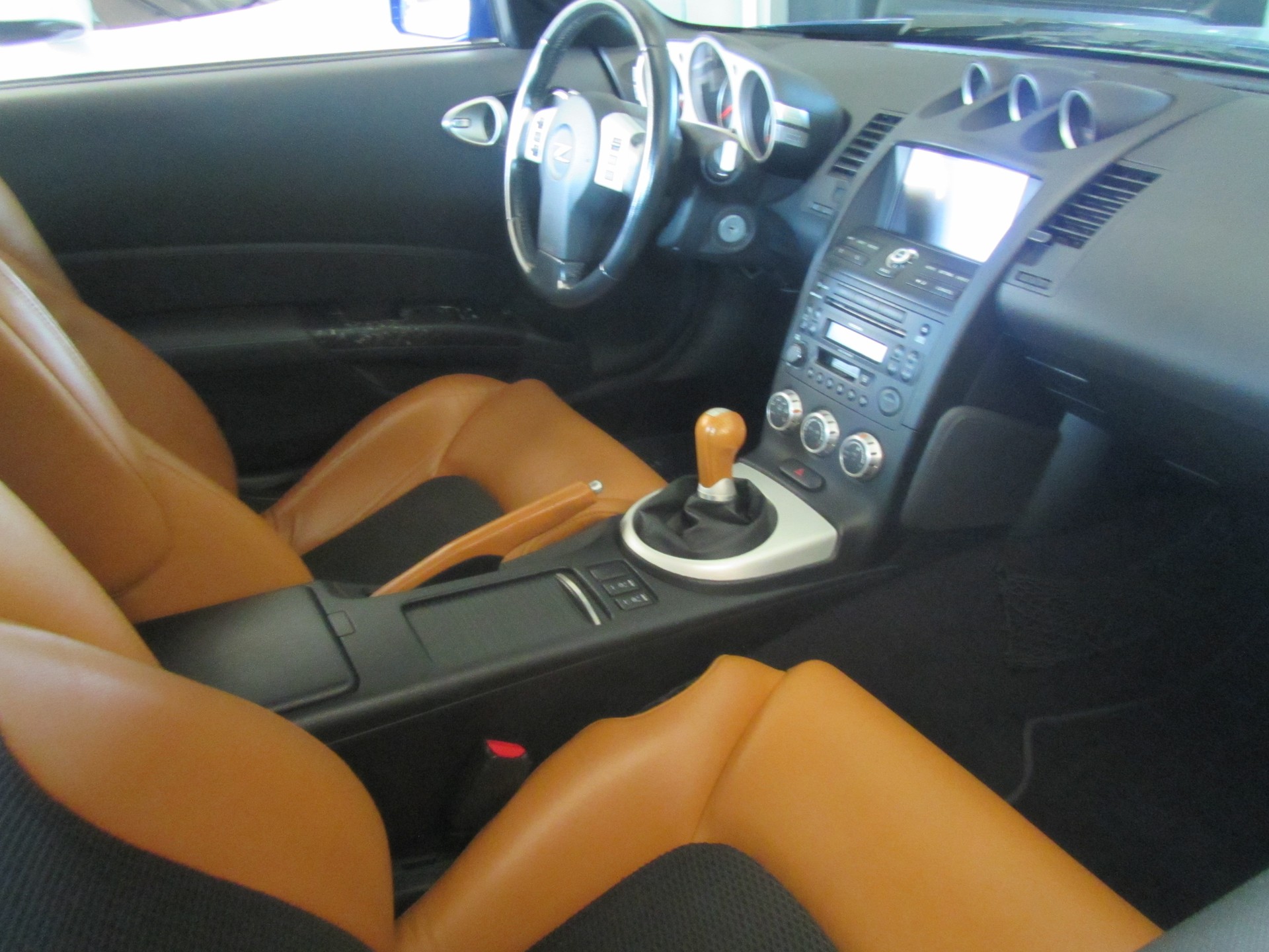 NISSAN 350 Z Roadster-image-1