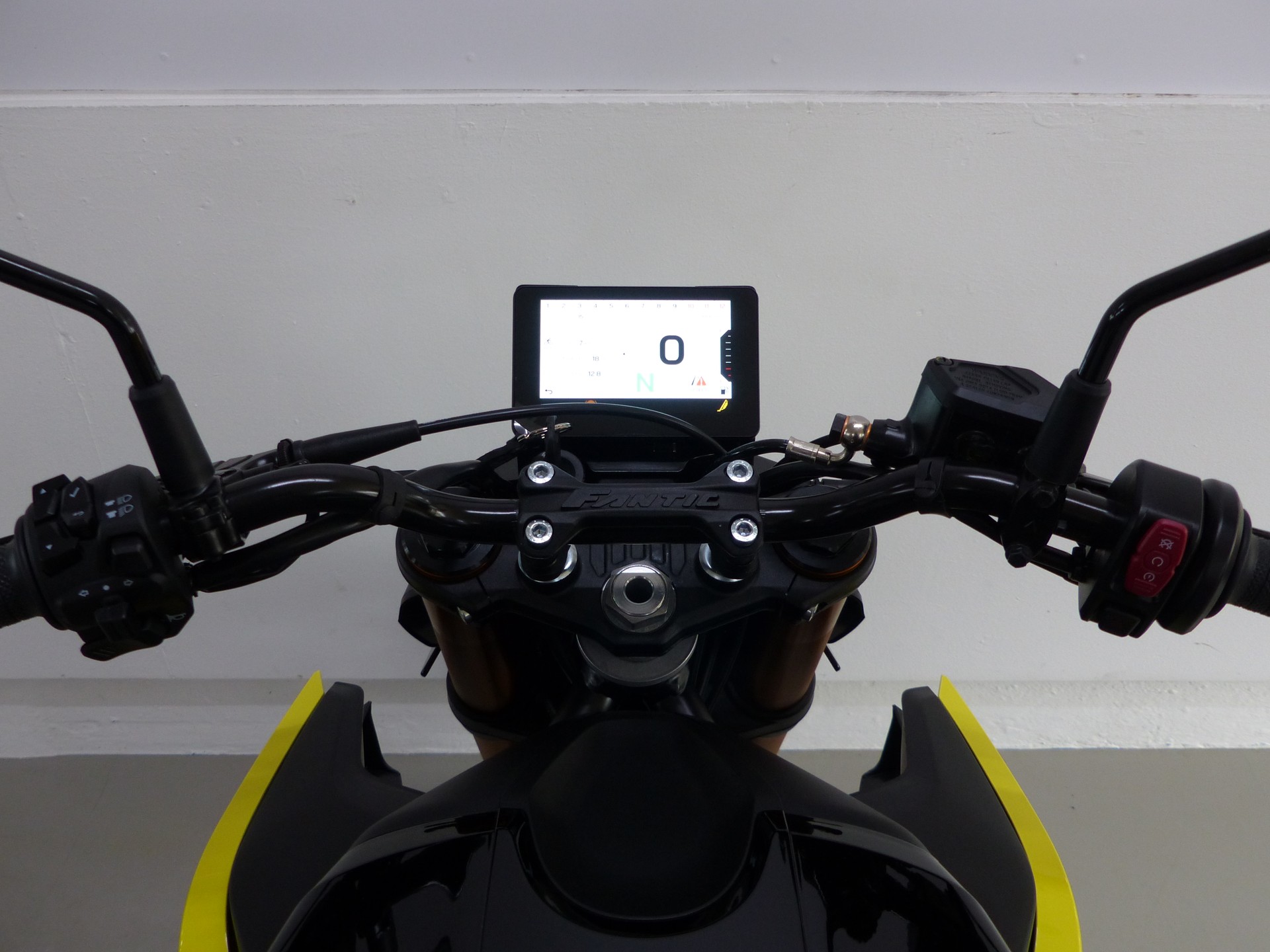 FANTIC Stealth 125 ABS-image-4