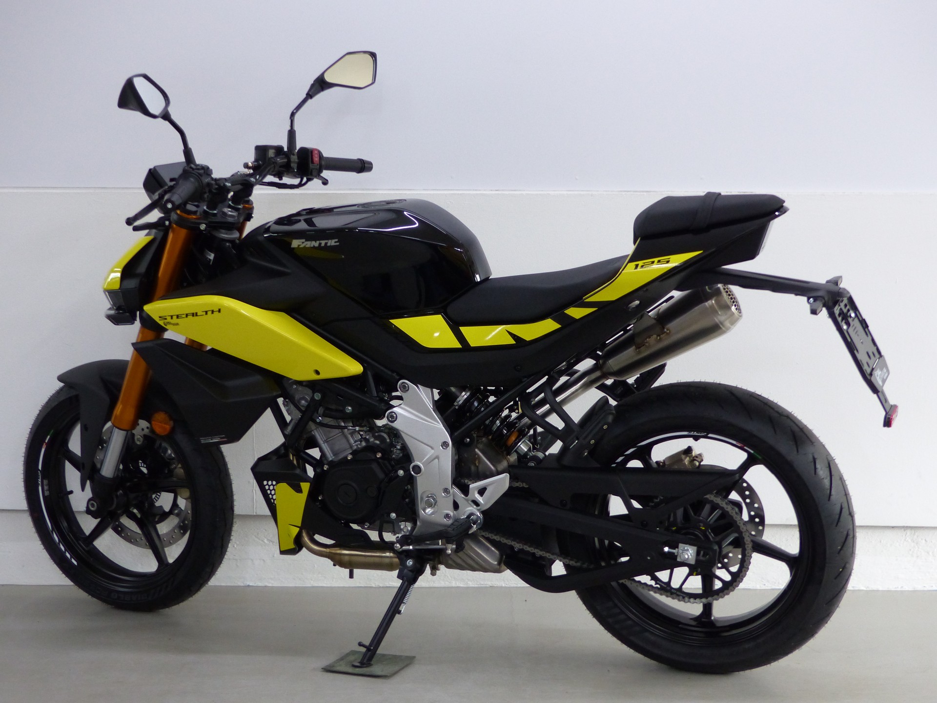 FANTIC Stealth 125 ABS-image-3
