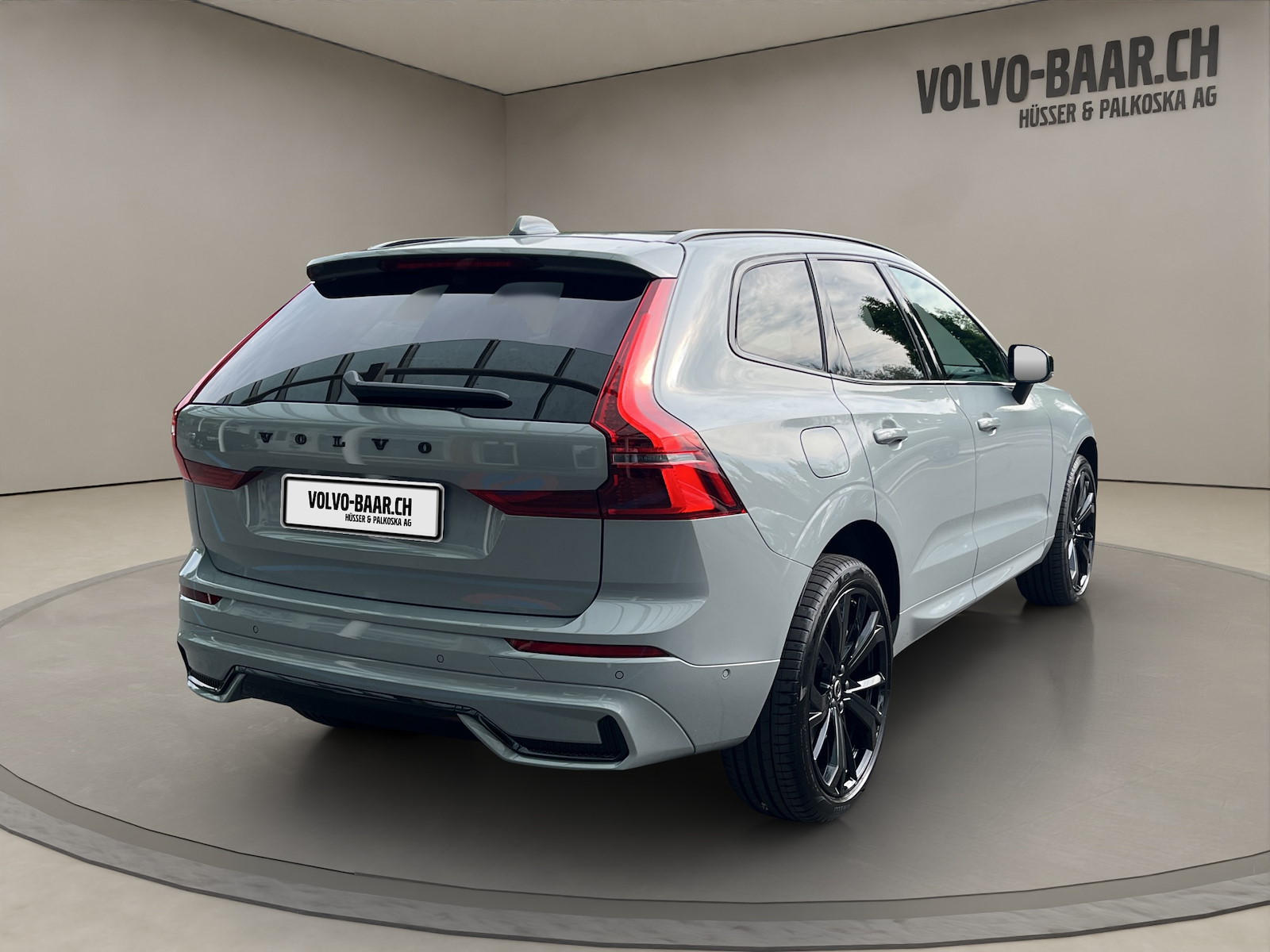 VOLVO XC60 2.0 T6 TE Black Edition eAWD-image-4