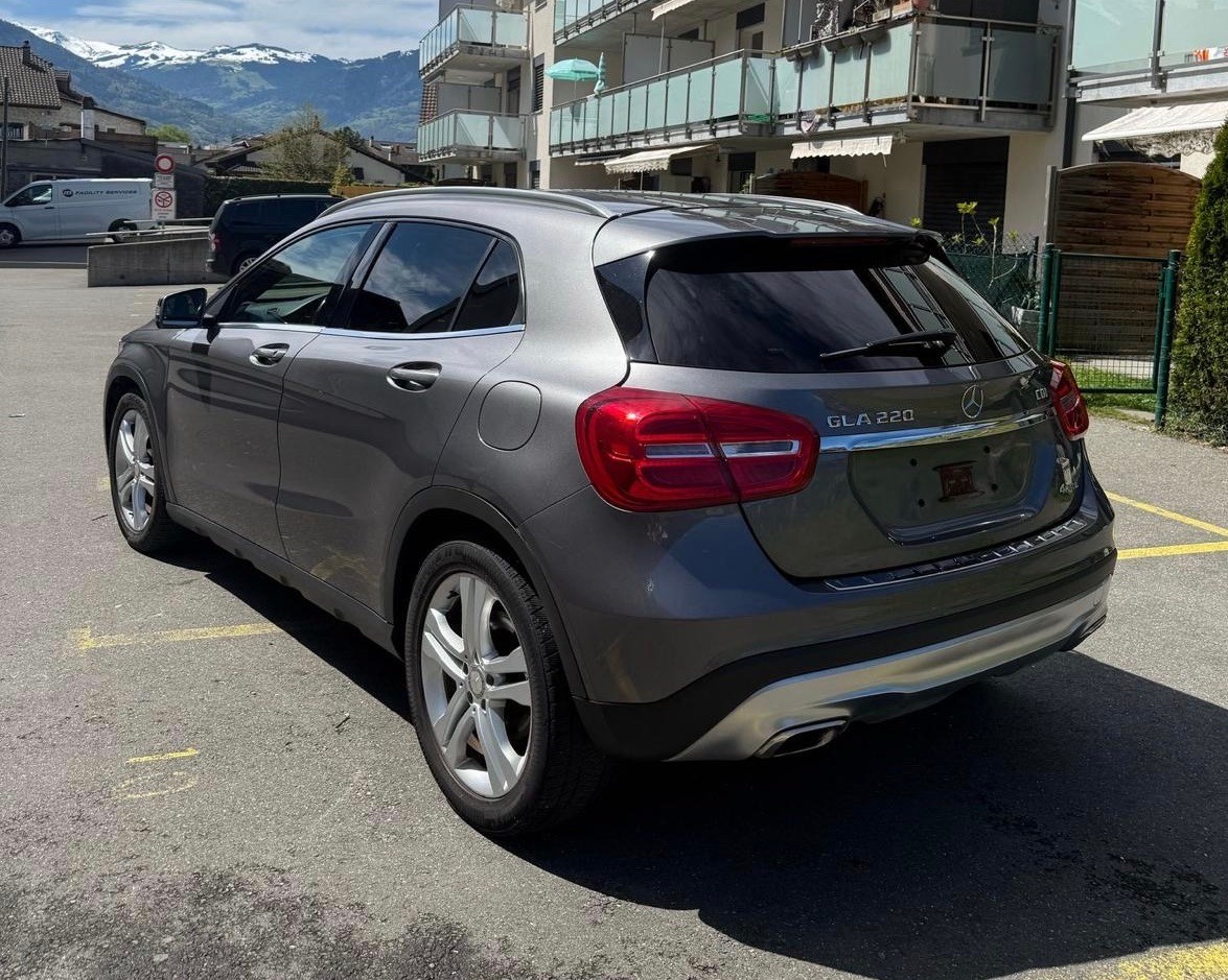 MERCEDES-BENZ GLA 220 CDI AMG Line 4Matic 7G-DCT-image-5