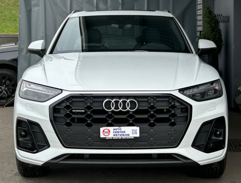 AUDI Q5 40 TDi S line quattro