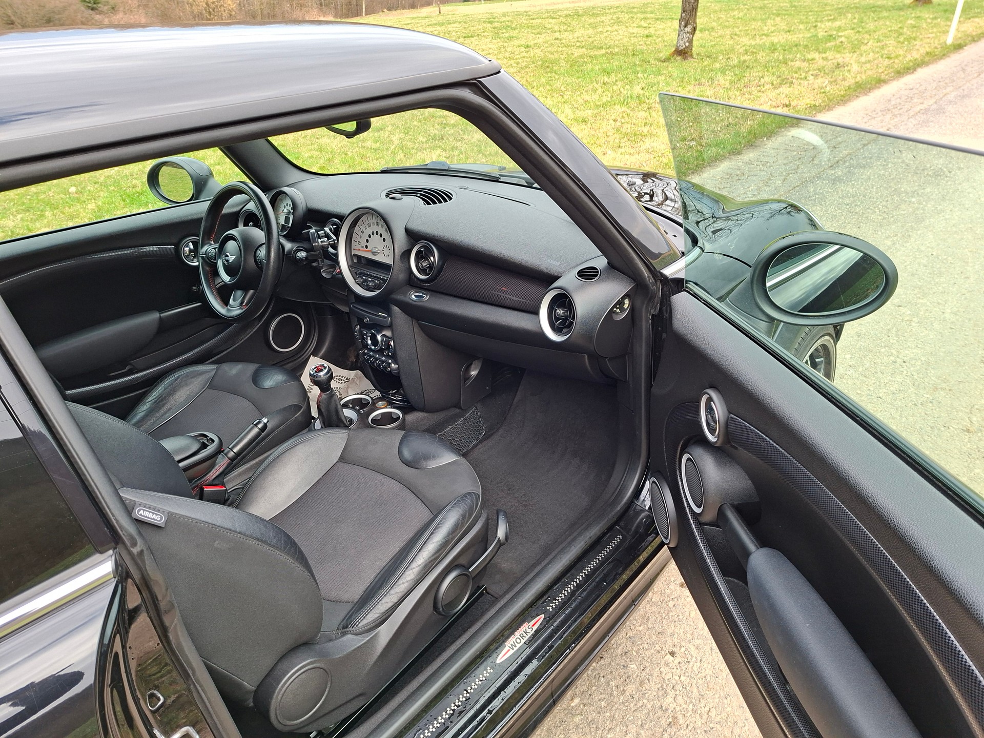 MINI Cooper S-image-13