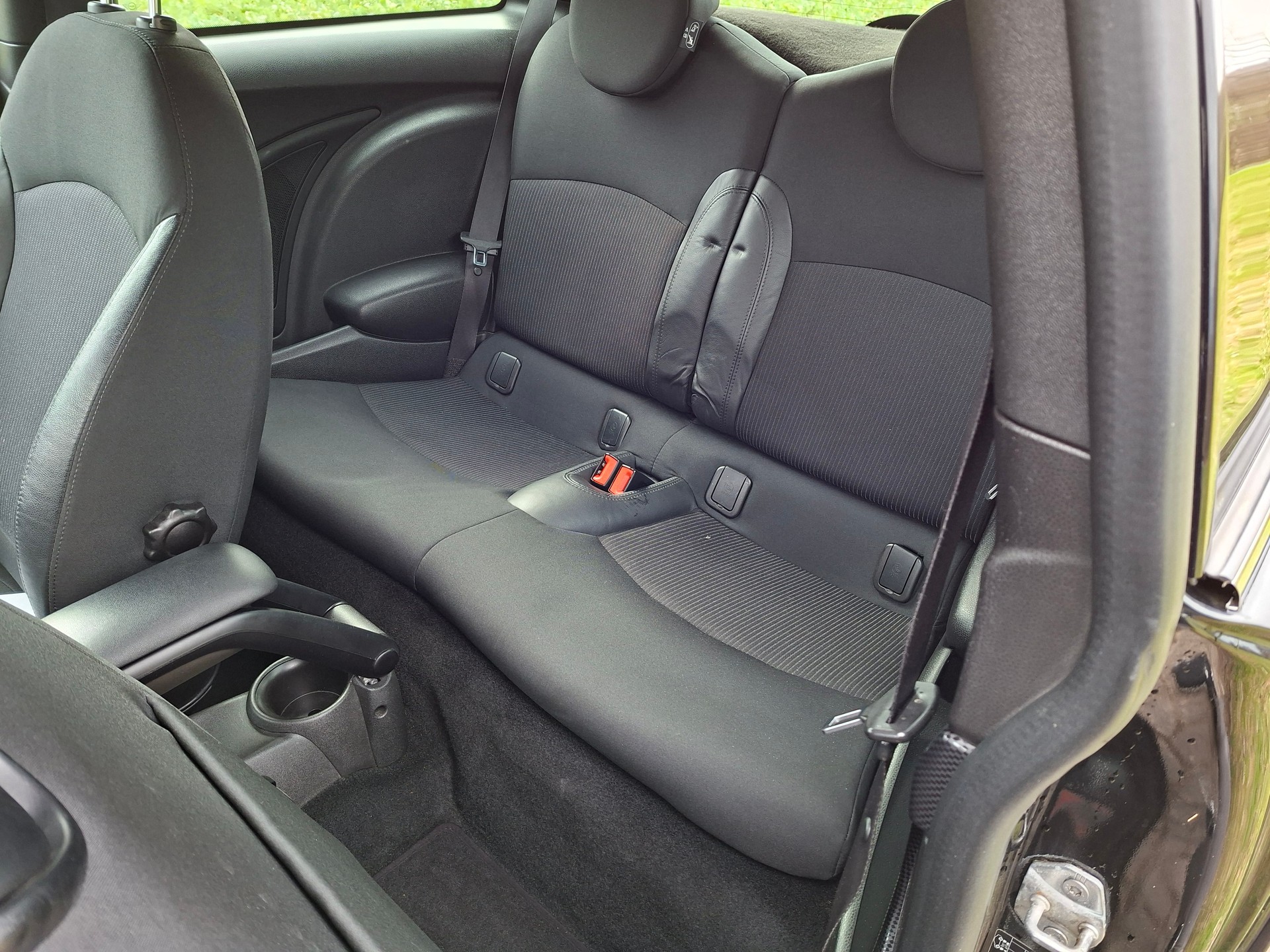 MINI Cooper S-image-9